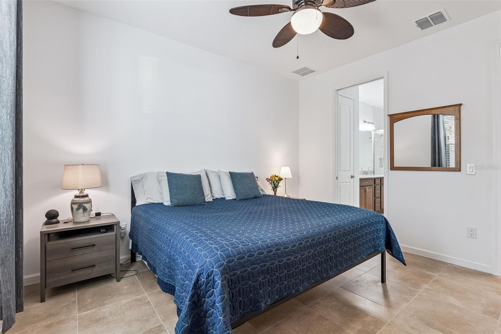 LATITUDE/DAYTONA BEACH CLOAR - Residential