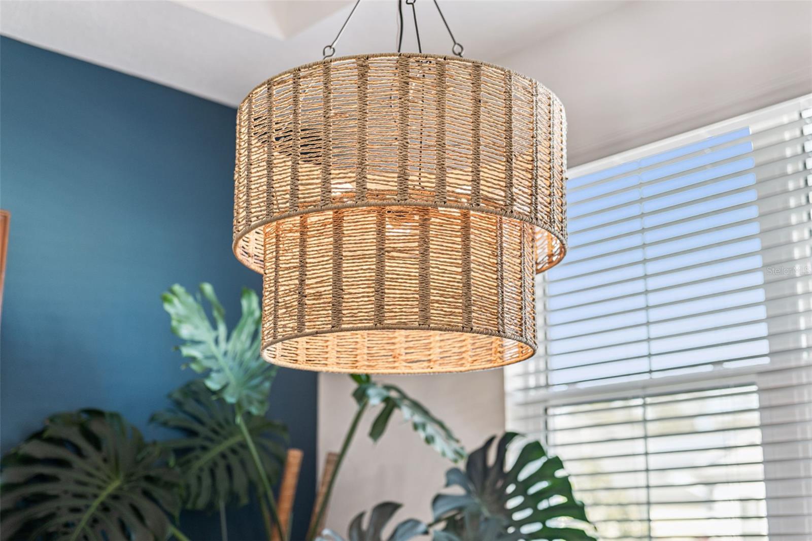 LATITUDE/DAYTONA BEACH CLOAR - Residential