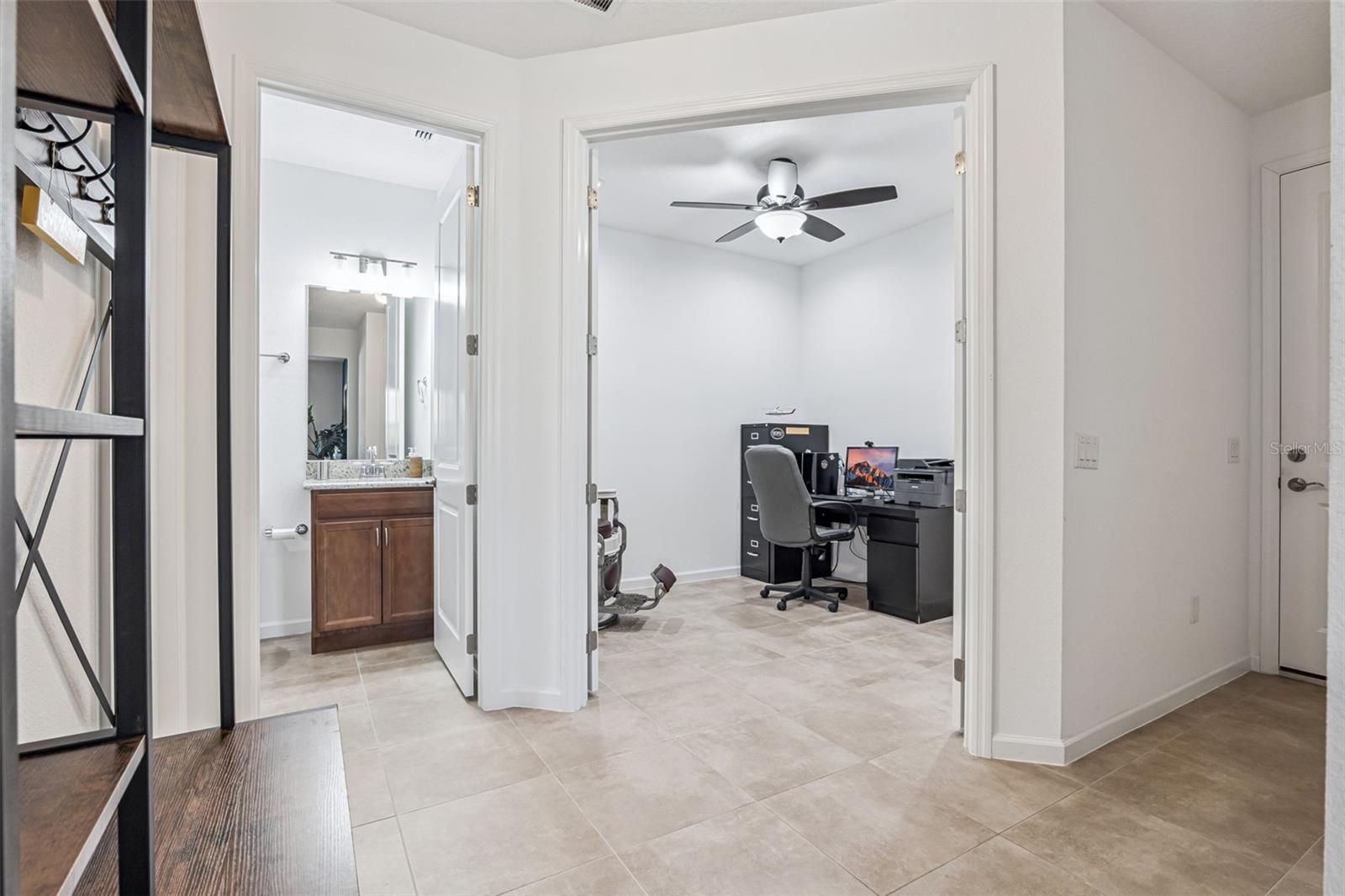 LATITUDE/DAYTONA BEACH CLOAR - Residential