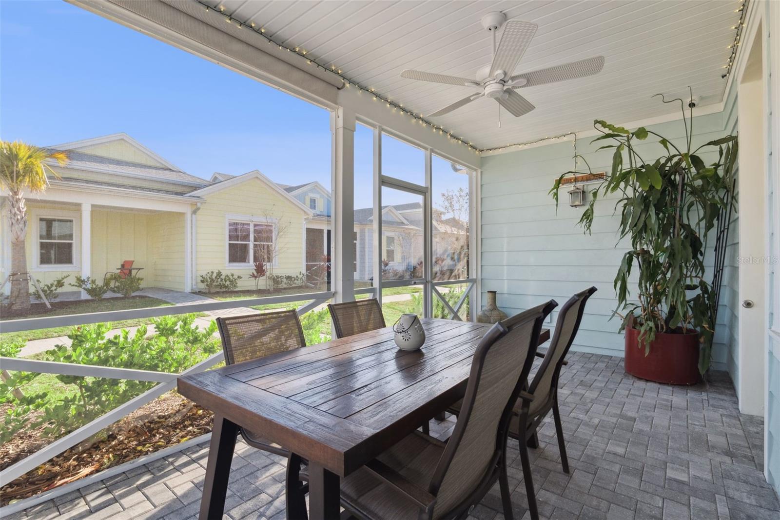 LATITUDE/DAYTONA BEACH CLOAR - Residential