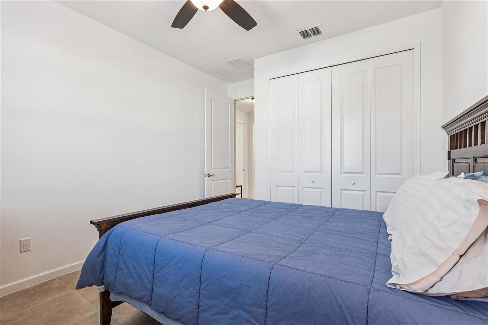 LATITUDE/DAYTONA BEACH CLOAR - Residential