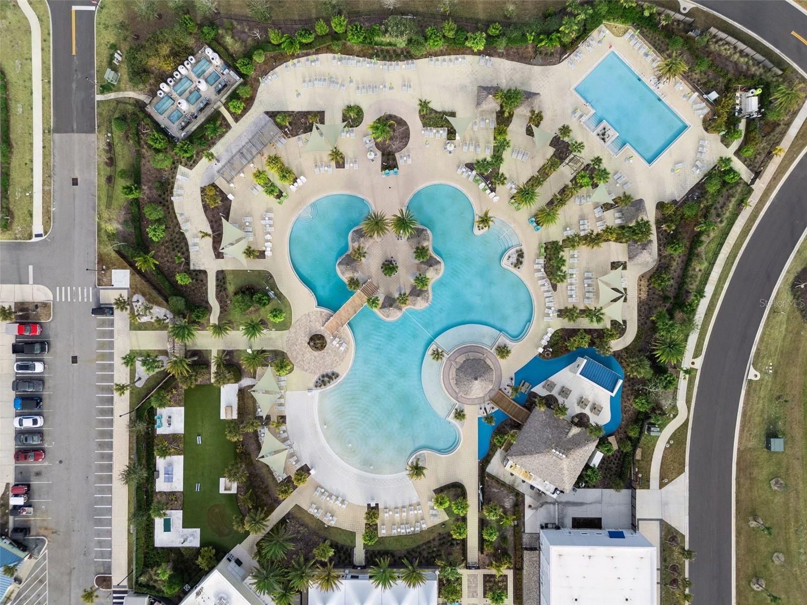 LATITUDE/DAYTONA BEACH CLOAR - Residential