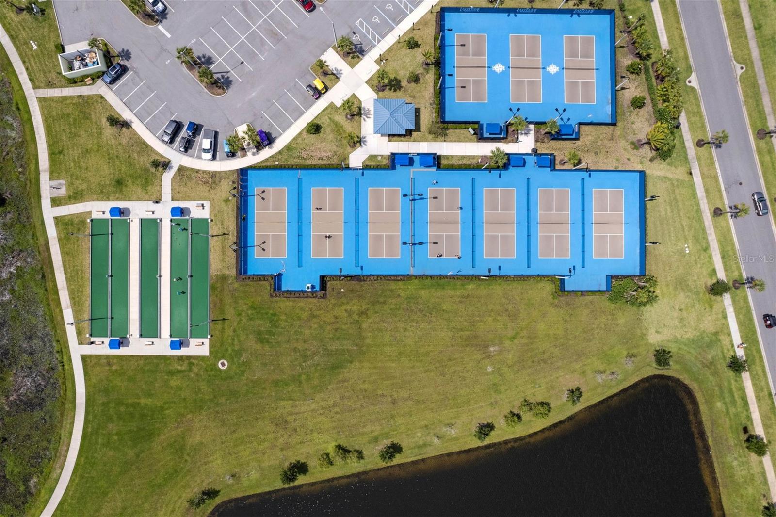 LATITUDE/DAYTONA BEACH CLOAR - Residential