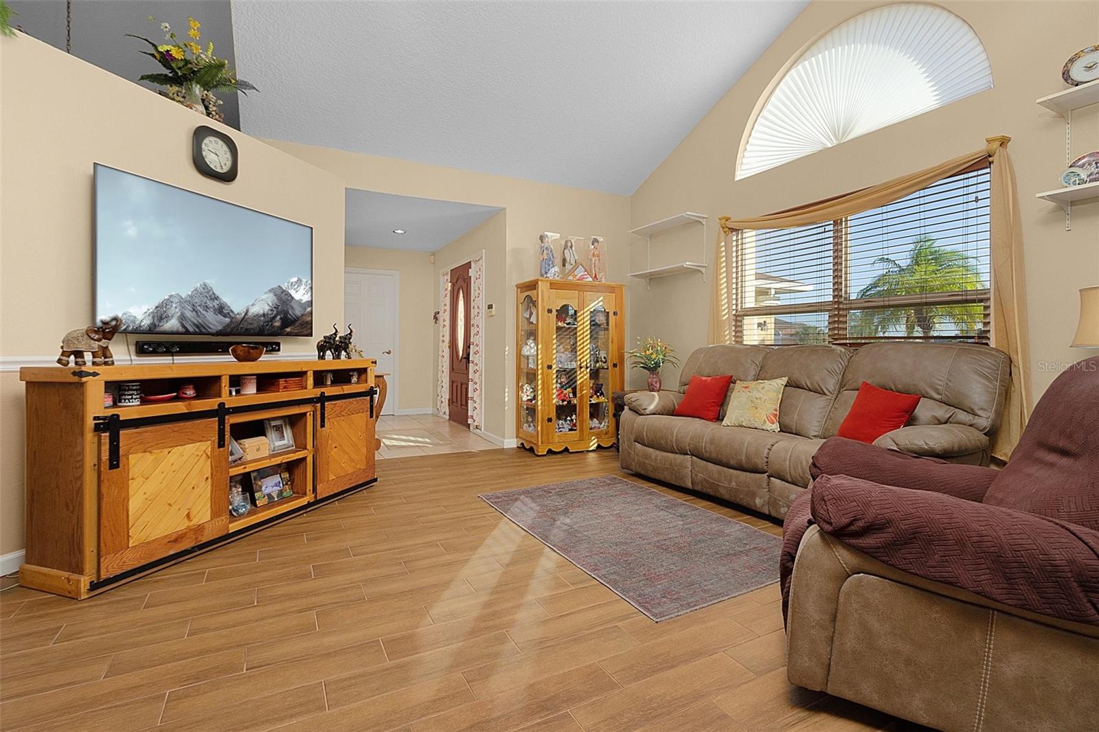 BUENAVENTURA LAKES UN #9 4TH ADD - Residential