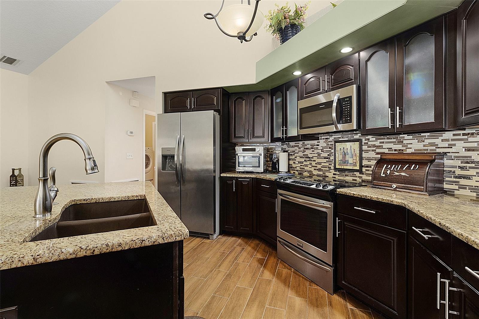 BUENAVENTURA LAKES UN #9 4TH ADD - Residential