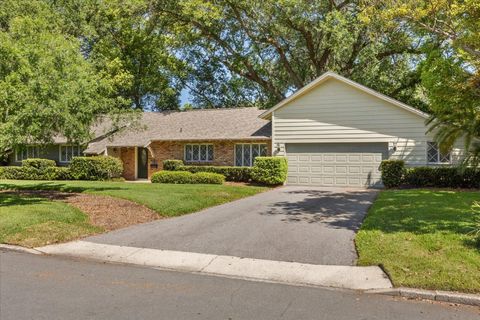 Photo of 9001 Lake Charity Drive, Maitland, FL 32751 (MLS # O6405361)