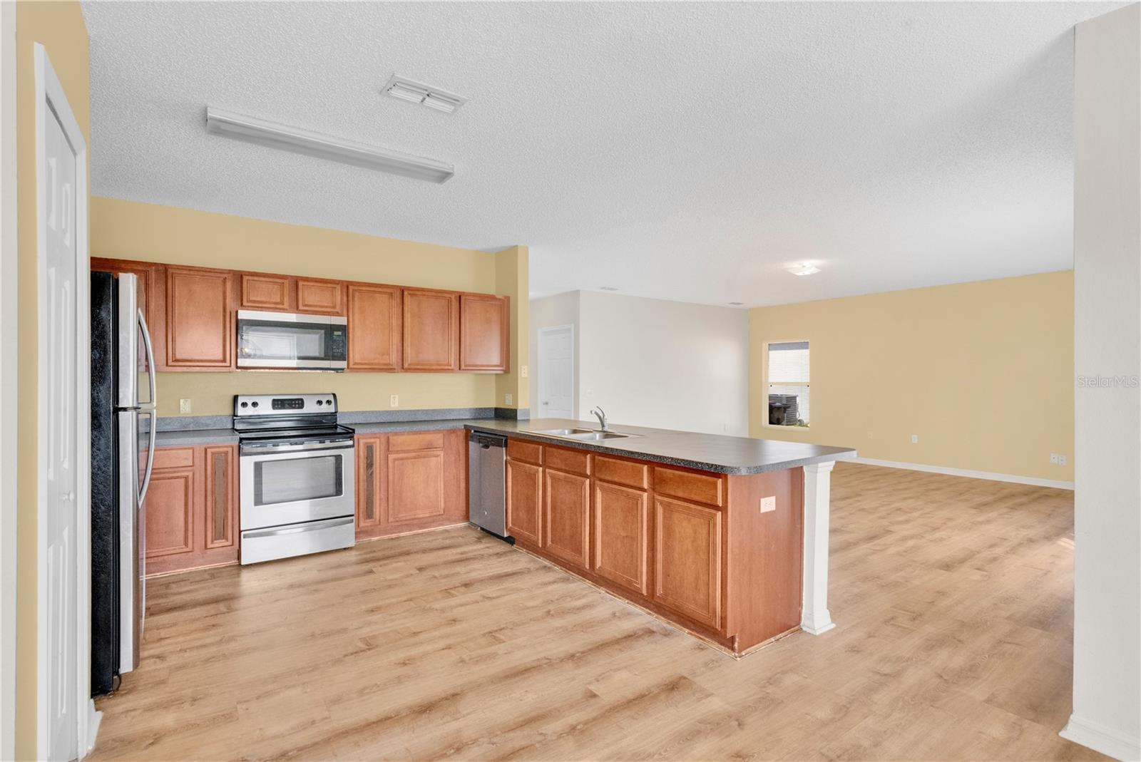 MAPLE CHASE AT CYPRESS WOODS - Residential