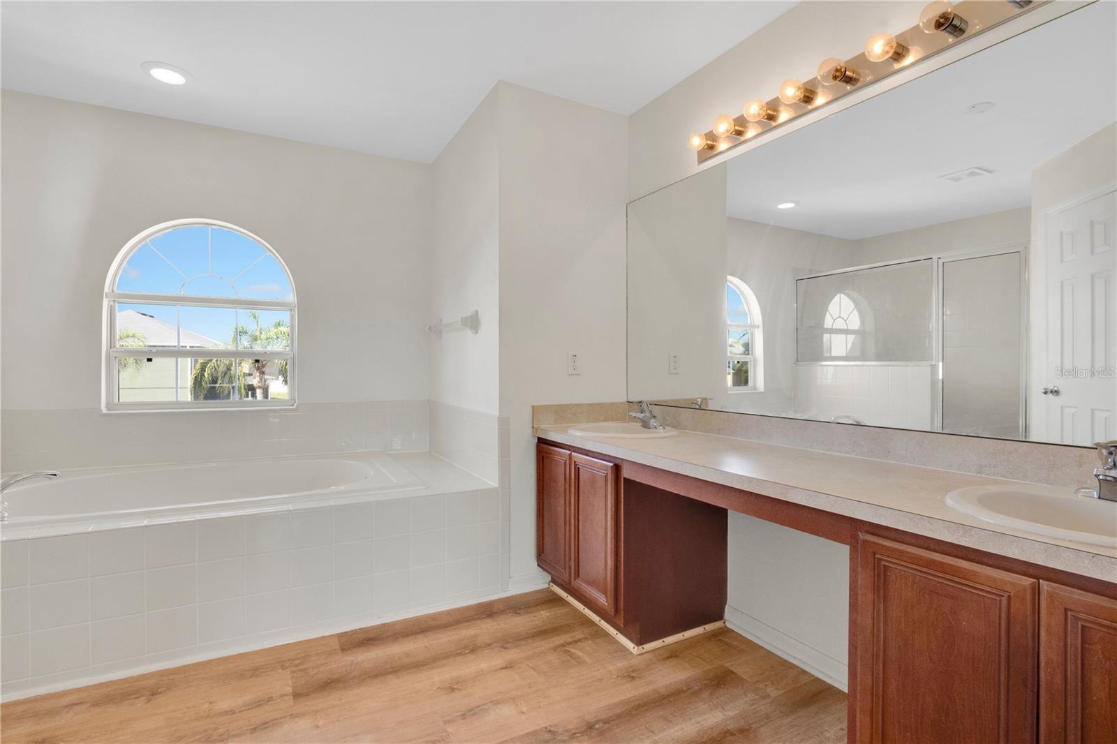 MAPLE CHASE AT CYPRESS WOODS - Residential