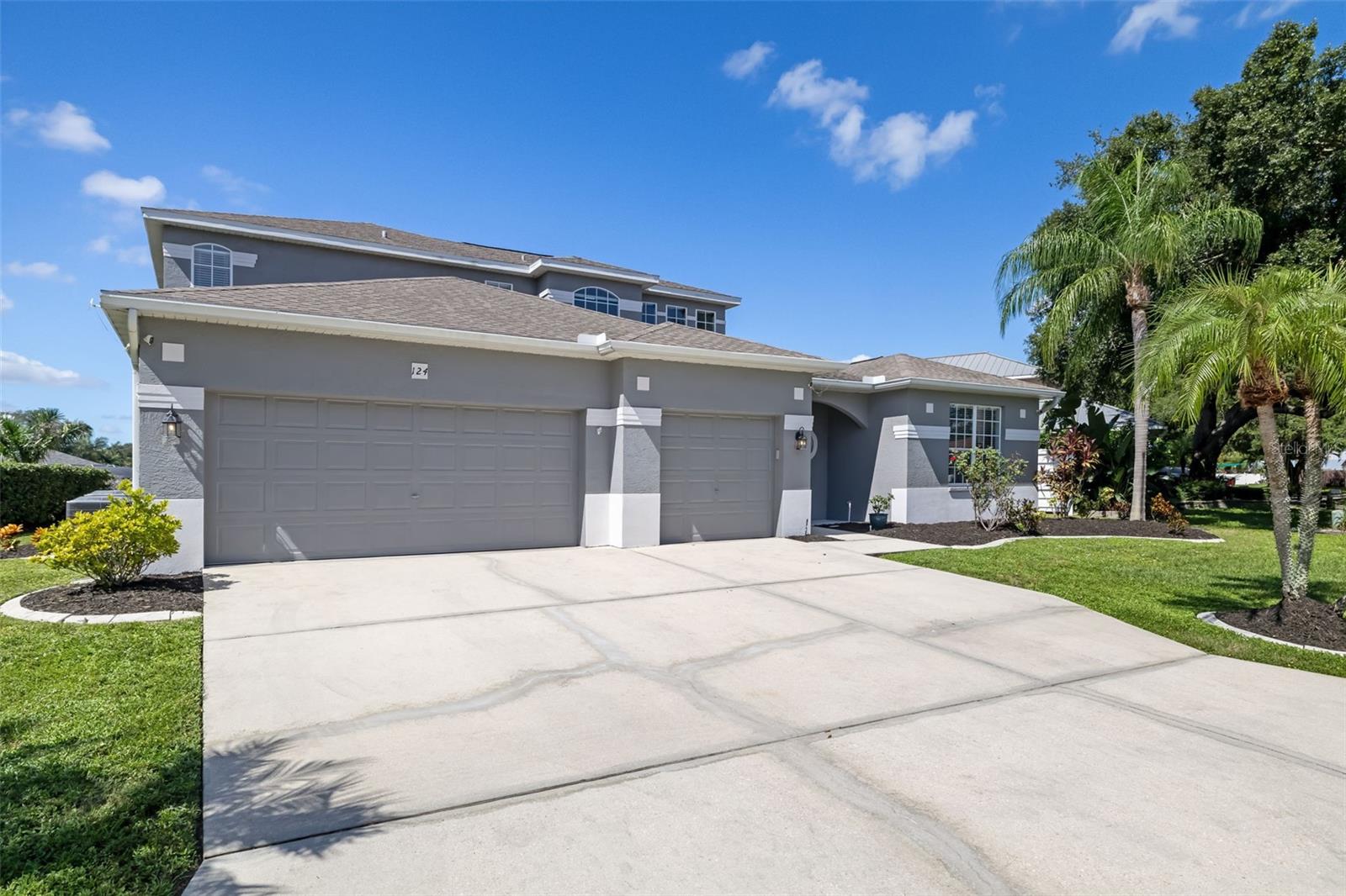124 41ST CIRCLE E