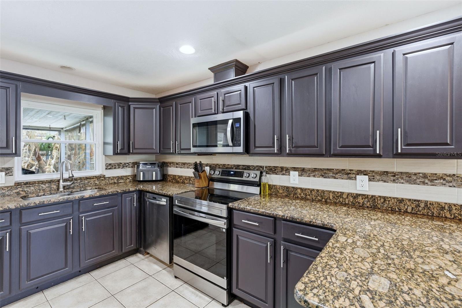 SPRING OAKS UNIT 2 - Residential