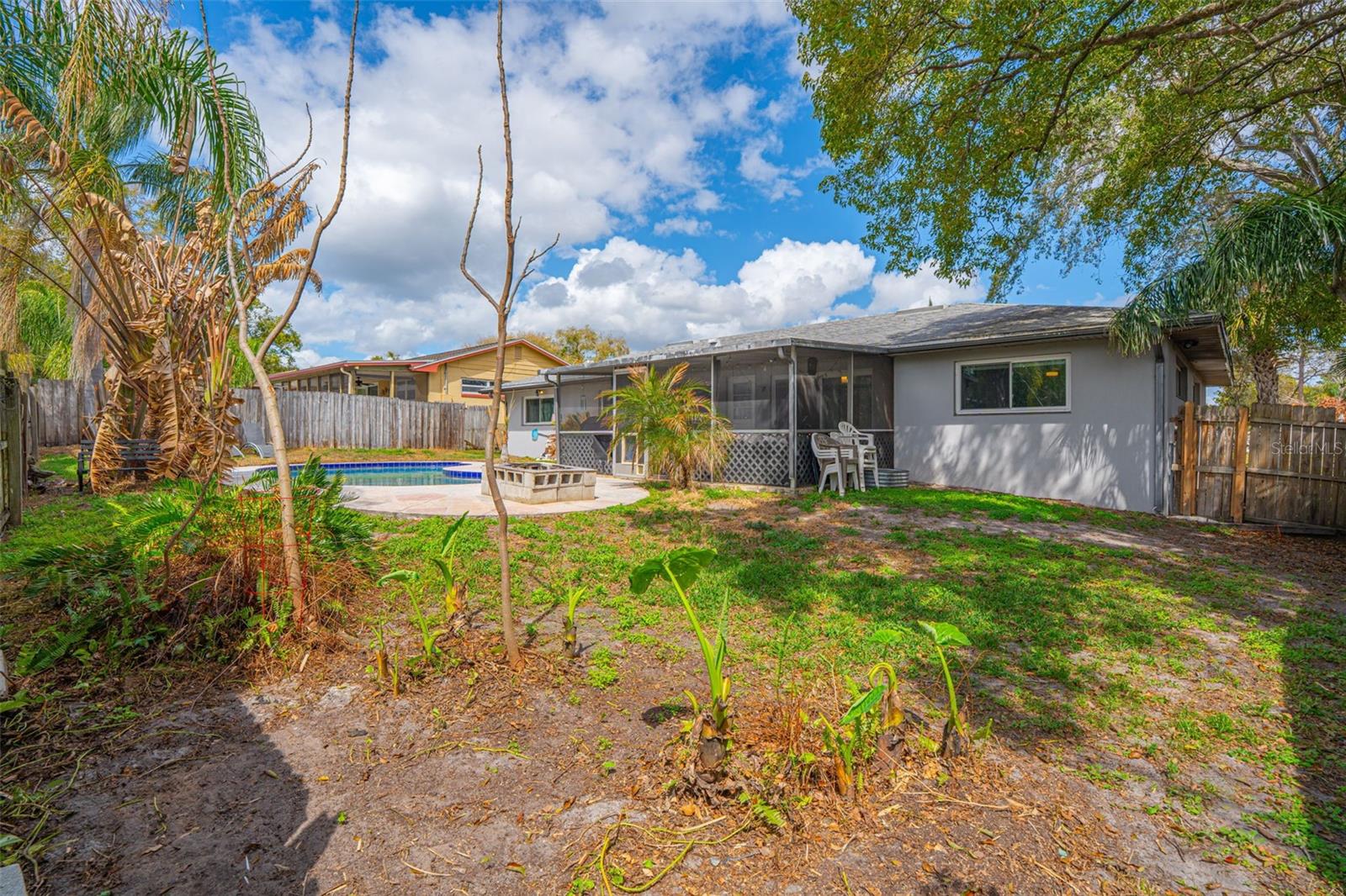 SPRING OAKS UNIT 2 - Residential