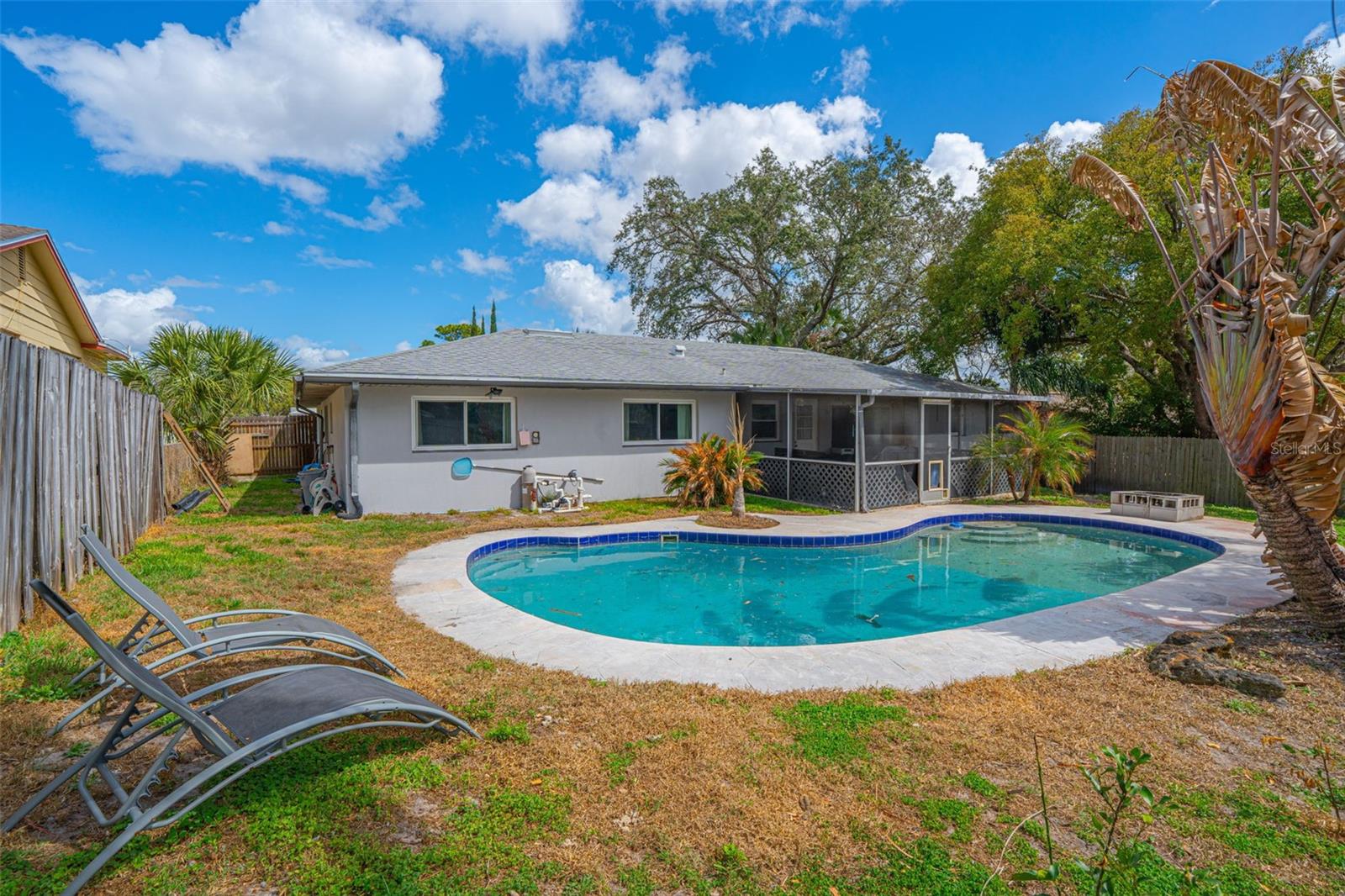 SPRING OAKS UNIT 2 - Residential