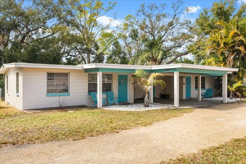 Photo of 1595 Howard Place #A & B, Largo, FL 33770 (MLS # TB8480147)