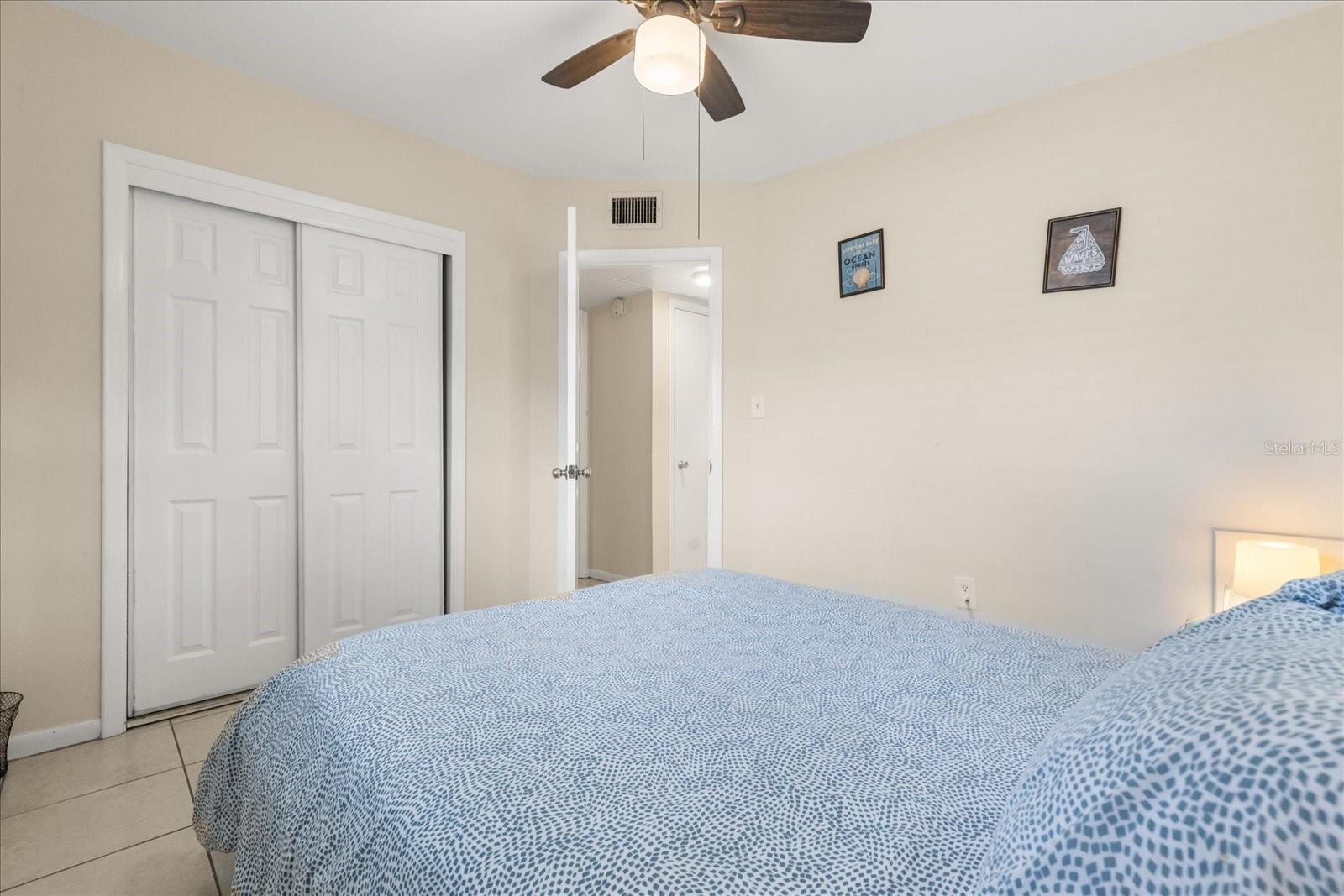 WEST BAY MANOR - Residential Income