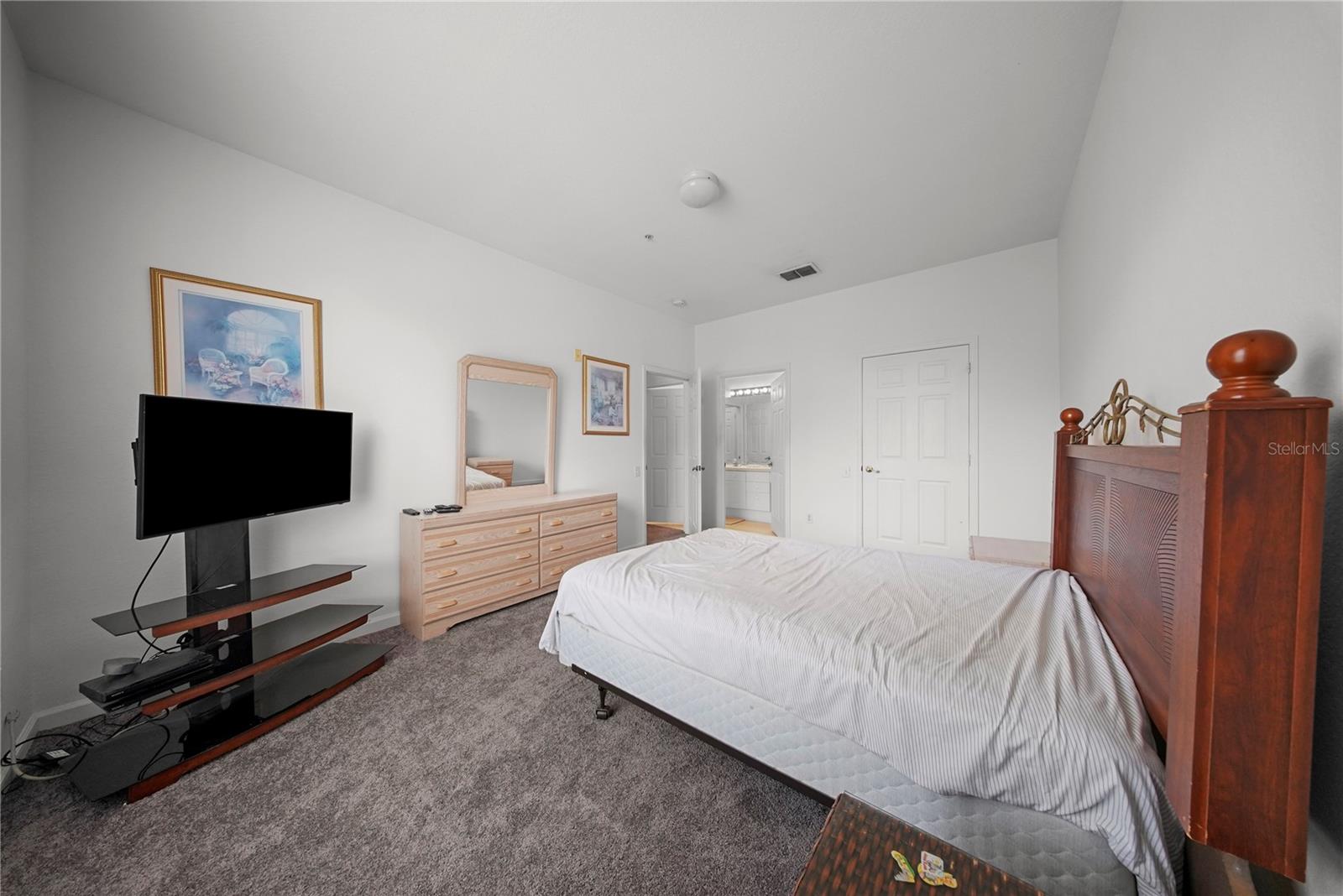 WYNDHAM PALMS CONDO PH 3 - Residential