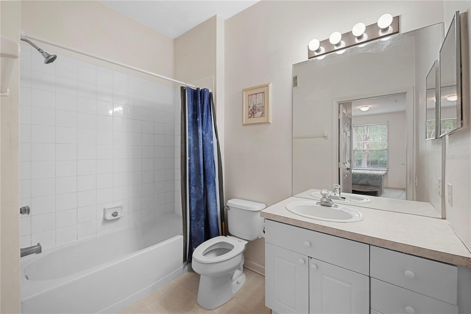 WYNDHAM PALMS CONDO PH 3 - Residential