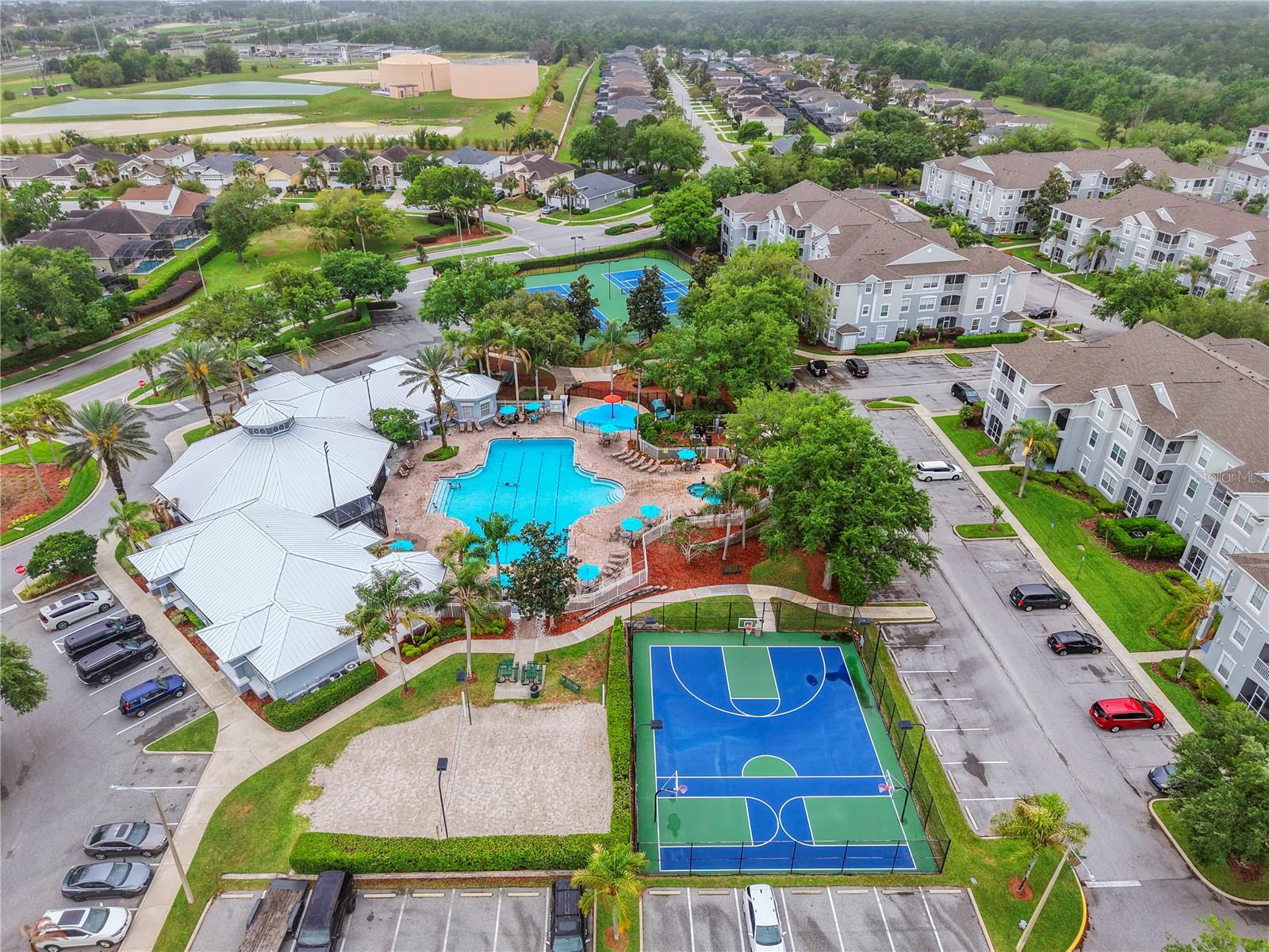 WYNDHAM PALMS CONDO PH 3 - Residential