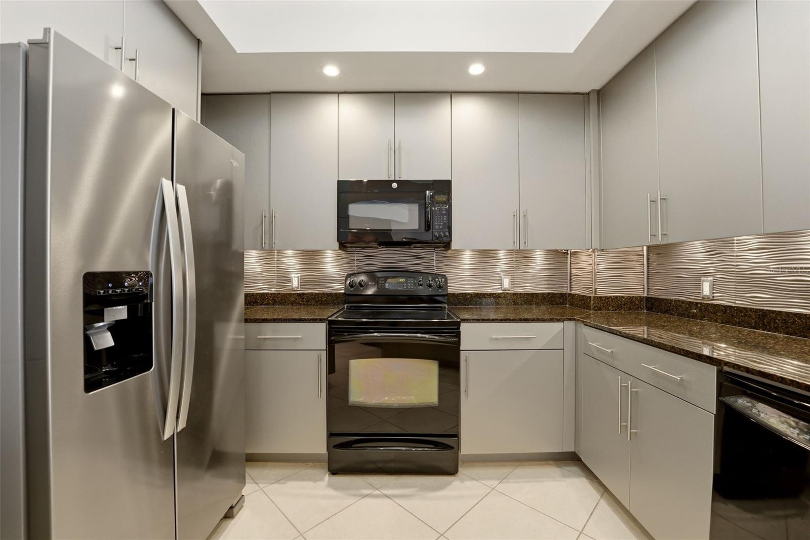 ONE HUNDRED CENTRAL - Residential