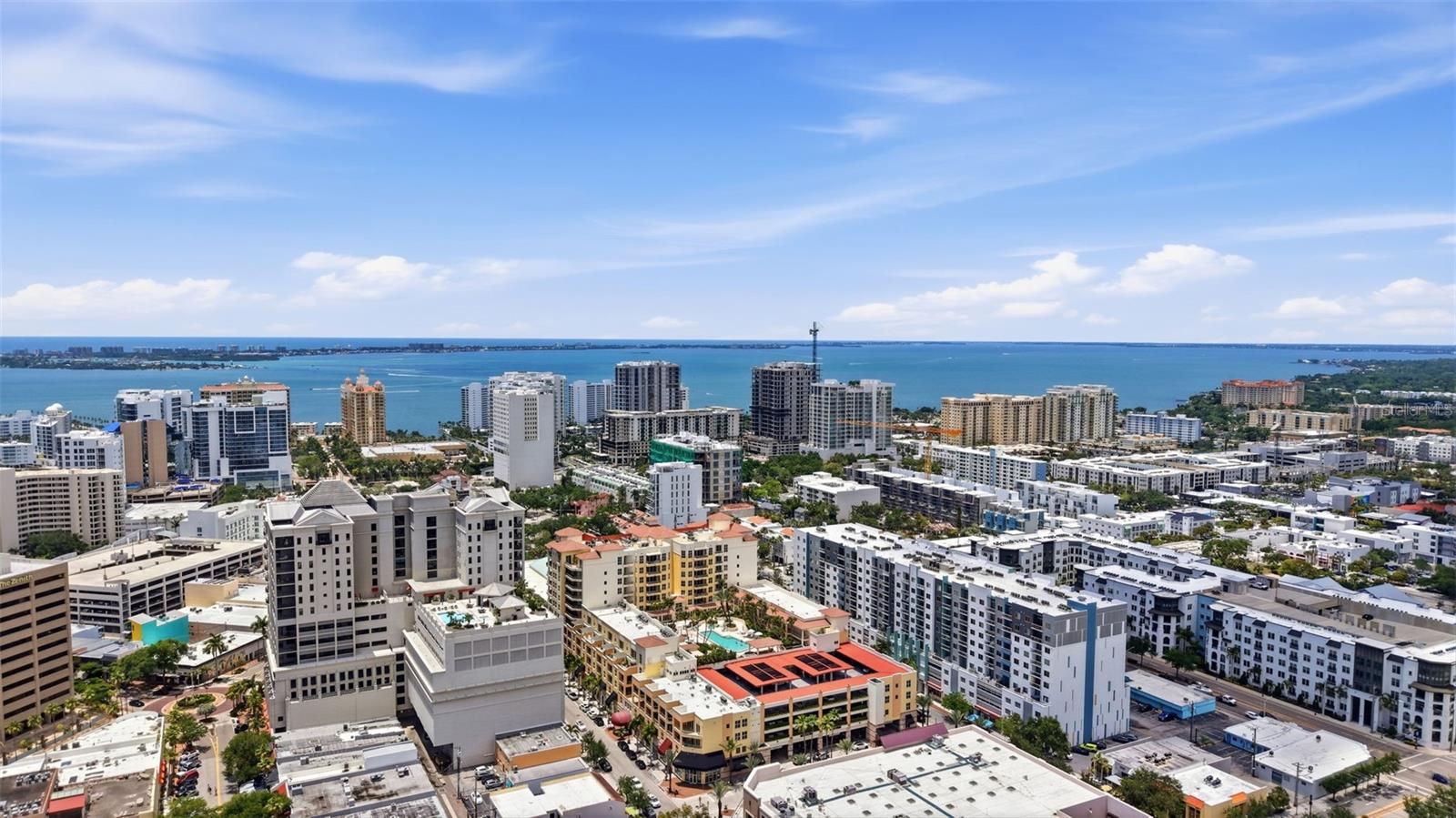 ONE HUNDRED CENTRAL - Residential