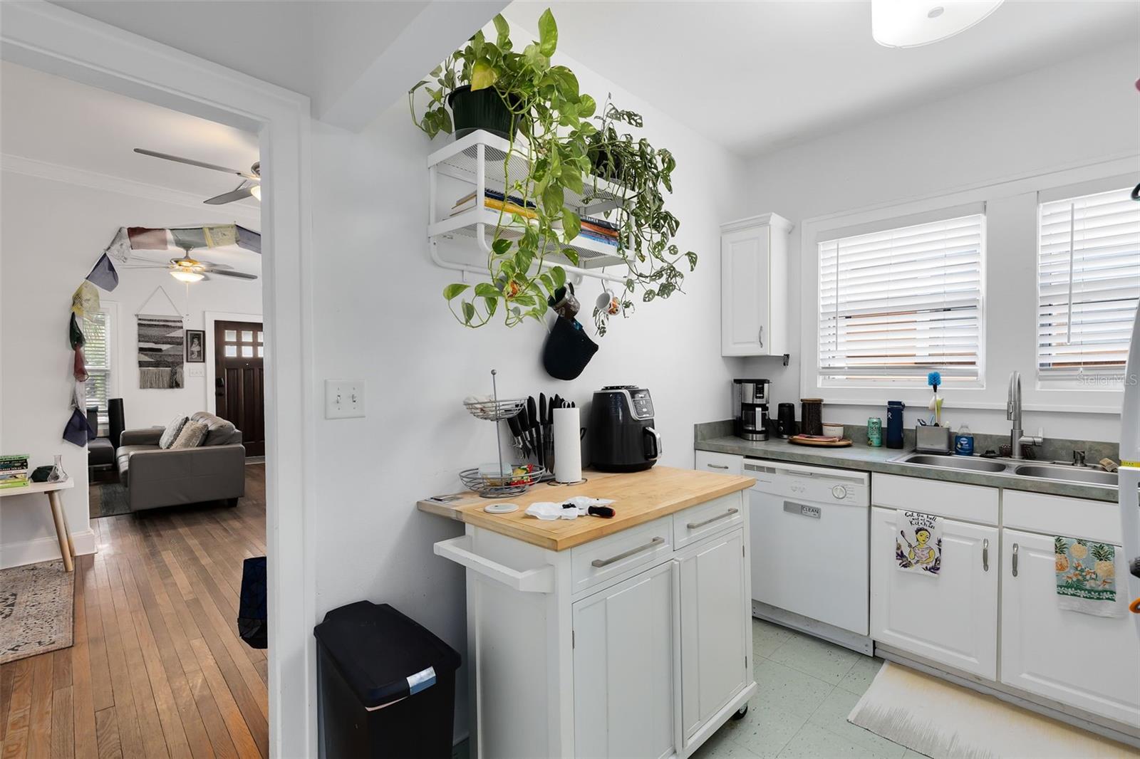 COLONIAL PARK SUB - Residential