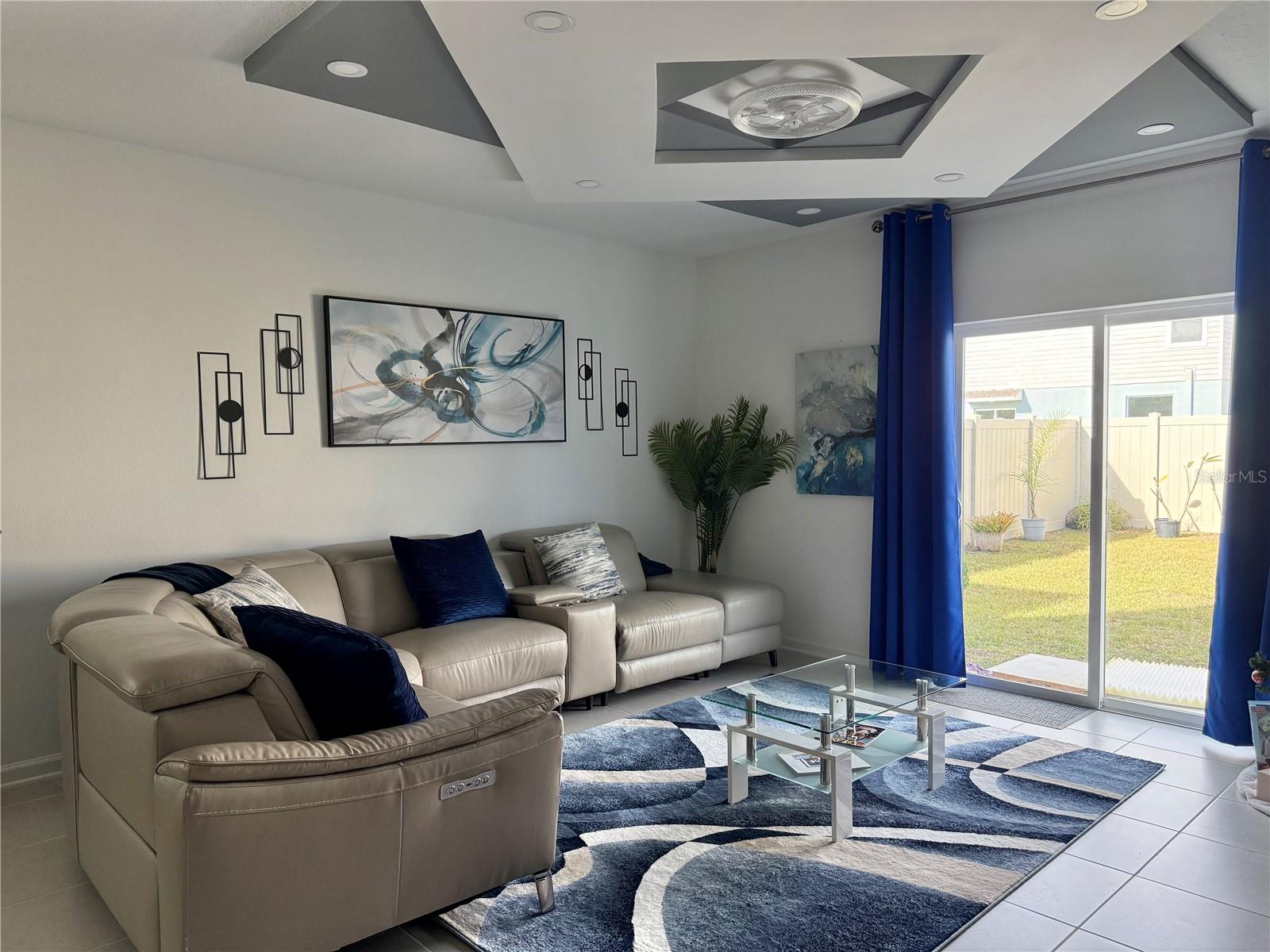 HUNT CLUB/LK WALES PH 1 - Residential