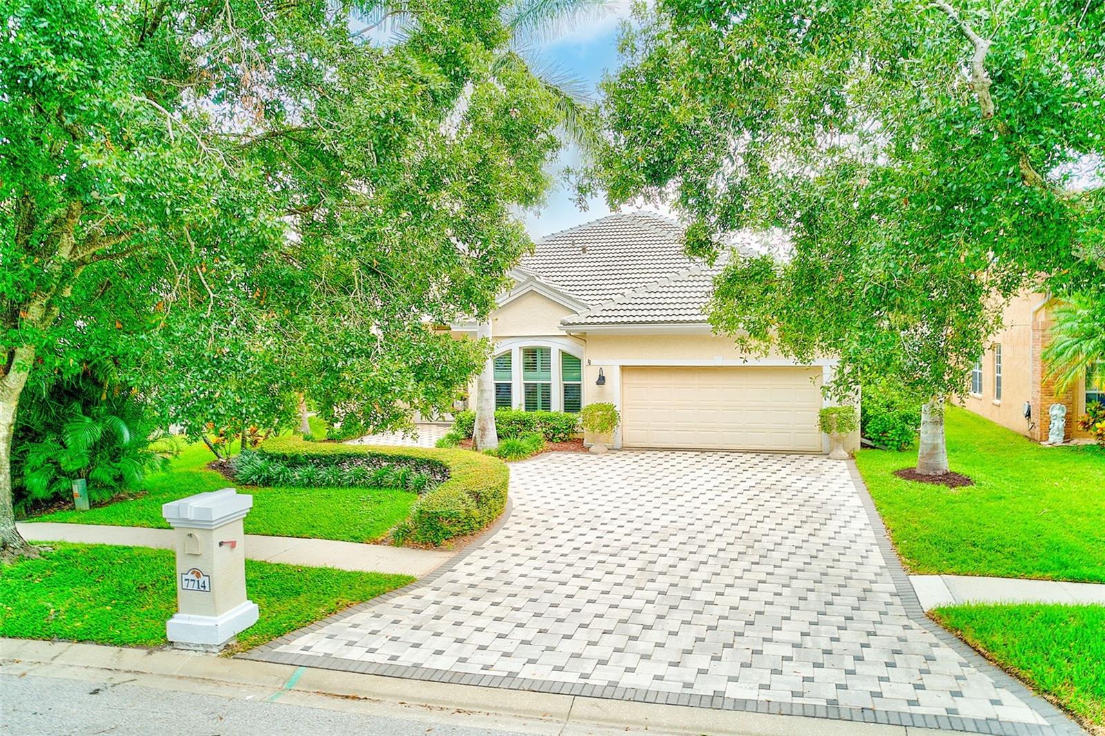 BAYOU CLUB ESTATES TR 5 PH 4 - Residential