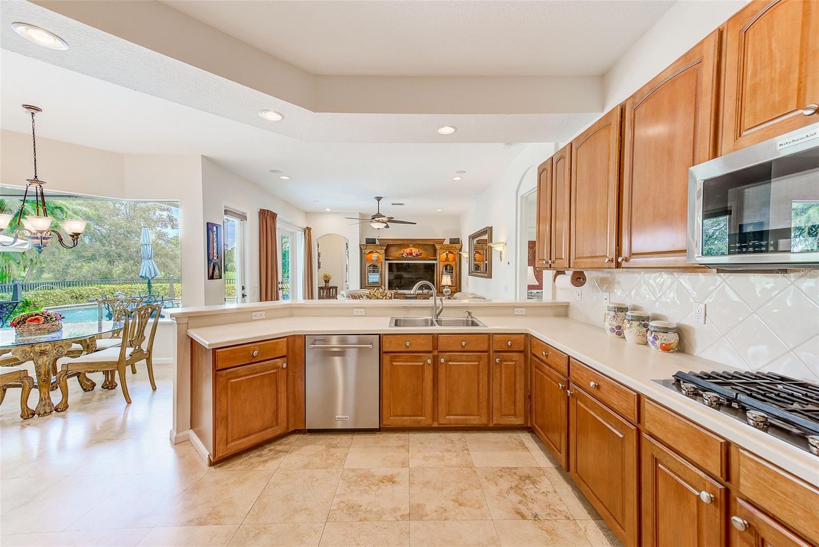BAYOU CLUB ESTATES TR 5 PH 4 - Residential