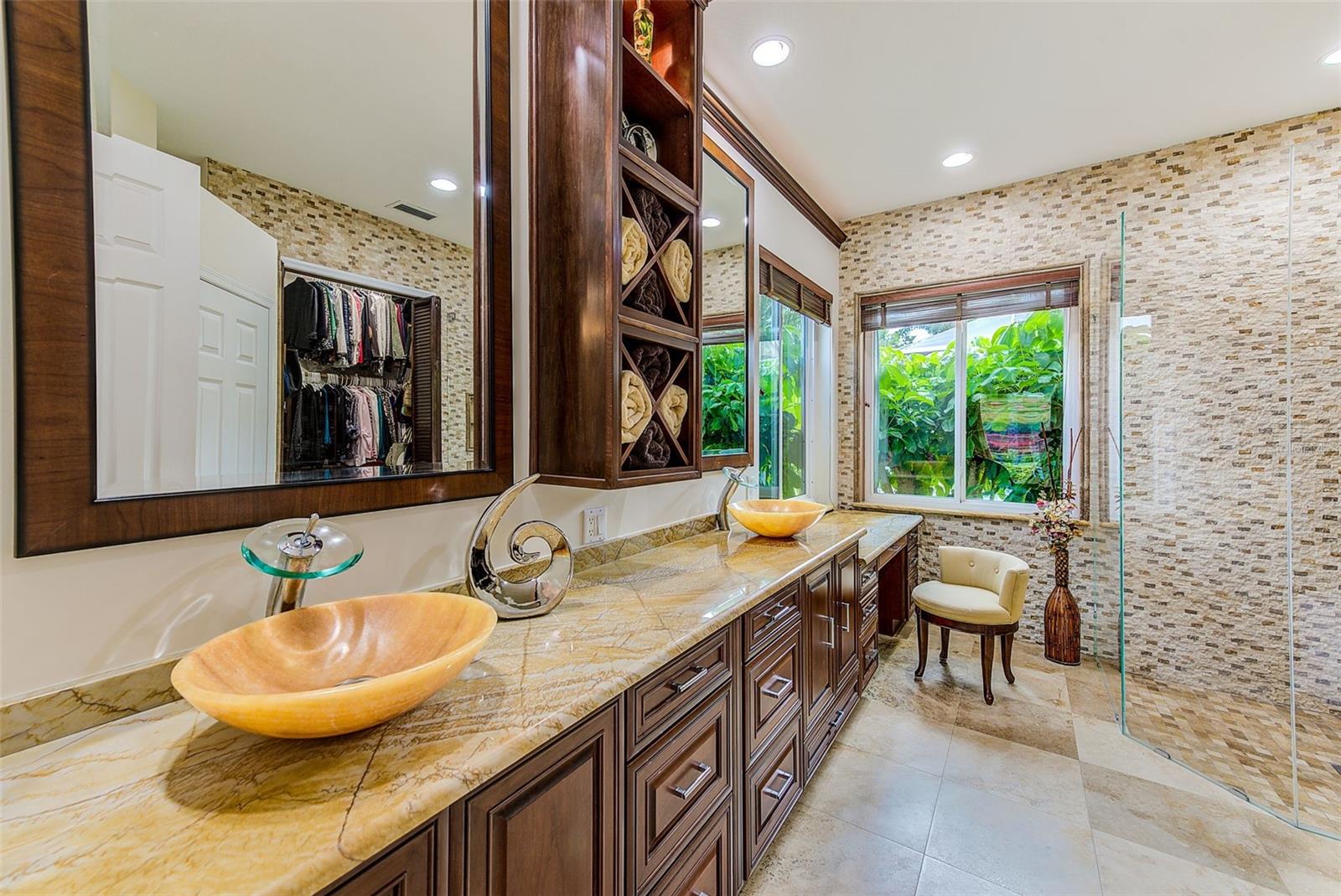 BAYOU CLUB ESTATES TR 5 PH 4 - Residential