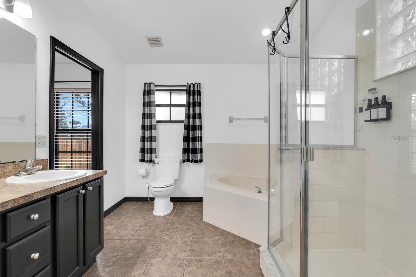 BAY LAKE RANCH UNIT 3 - Residential