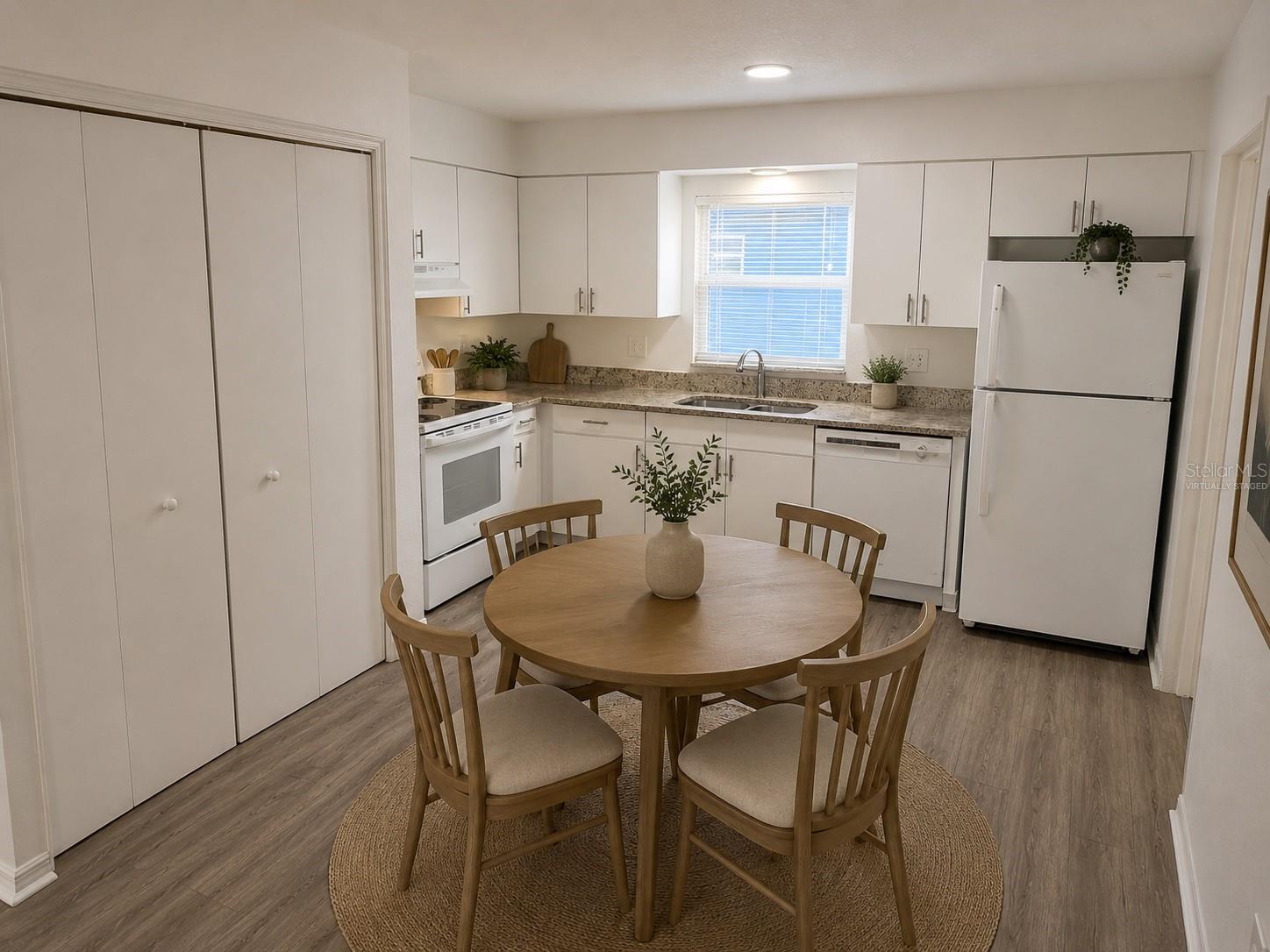 GRANT PARK - Residential Lease