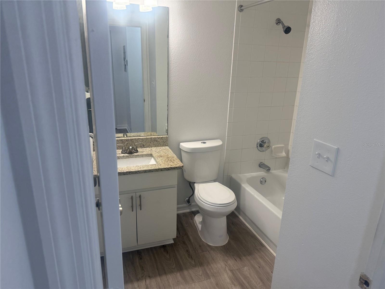 GRANT PARK - Residential Lease
