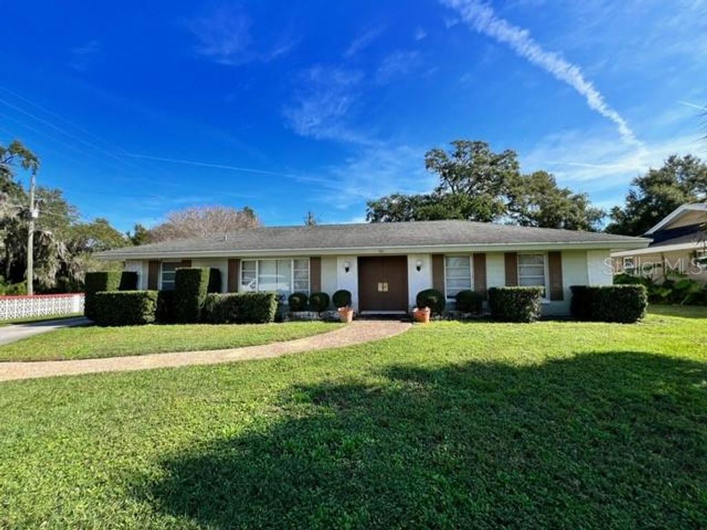 Photo of 3211 S Osceola Avenue, Orlando, FL 32806 (MLS # O6397326)