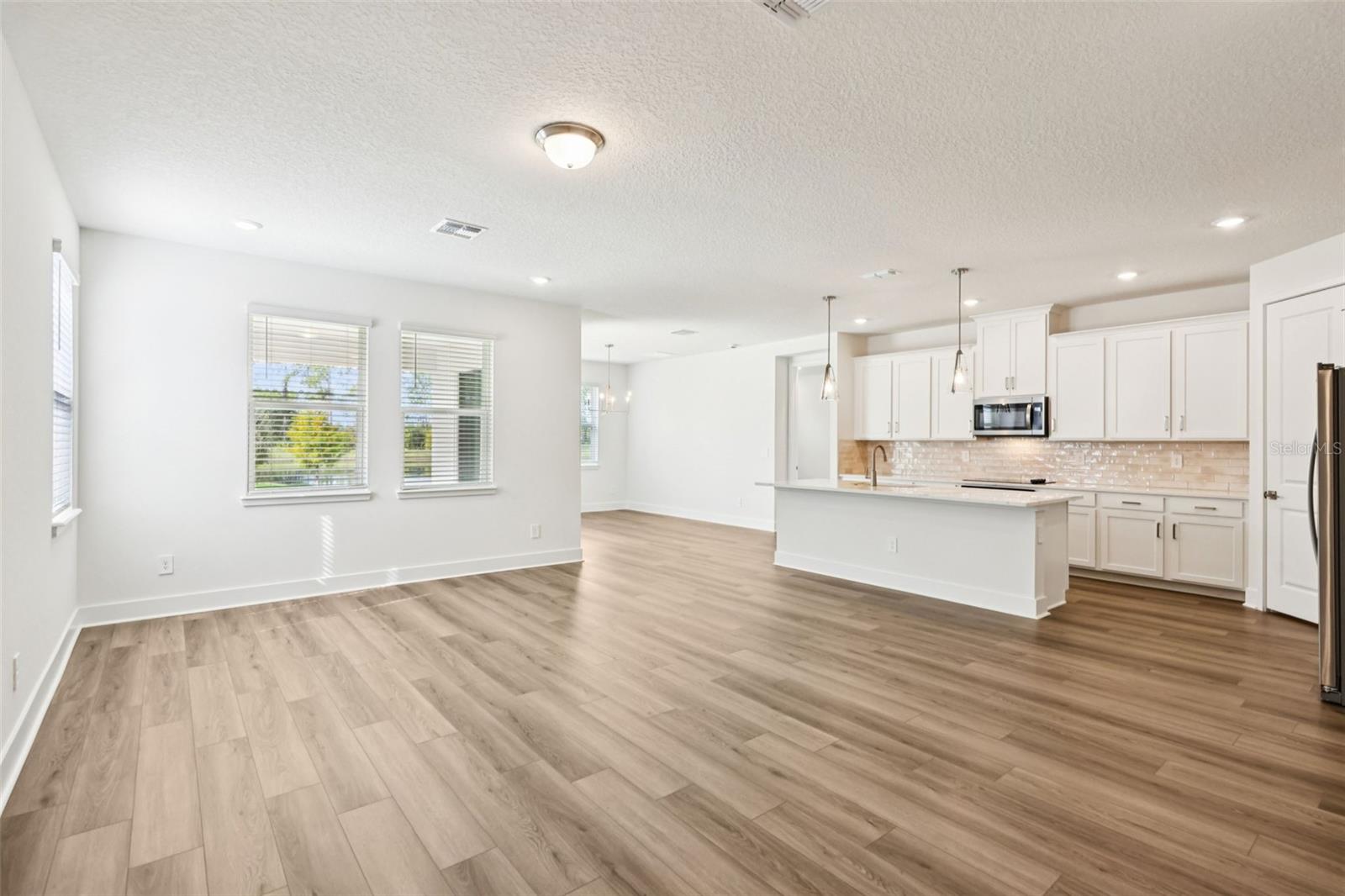 1340 OAKHAVEN AVENUE