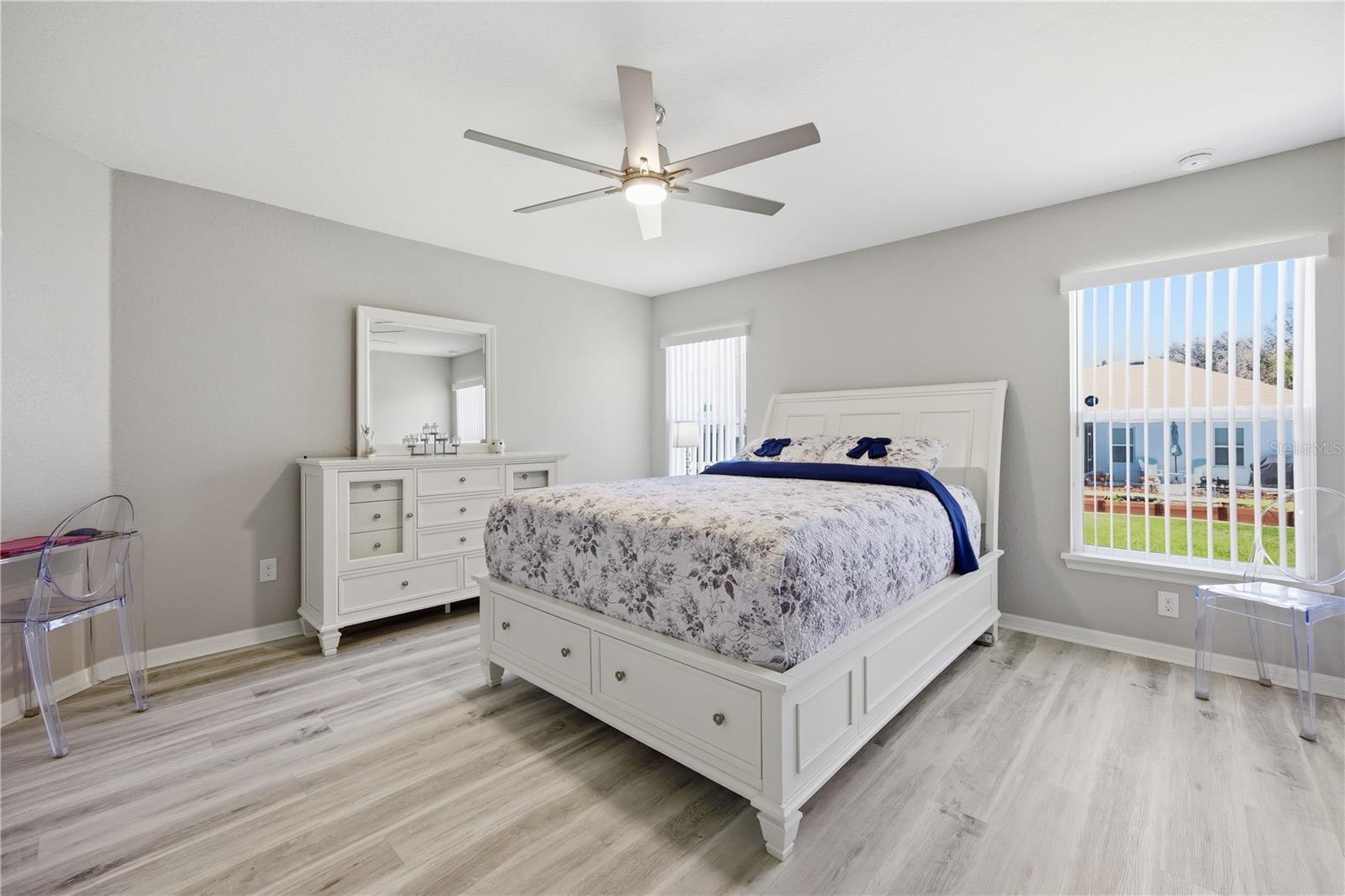 SUMMERCREST - Residential