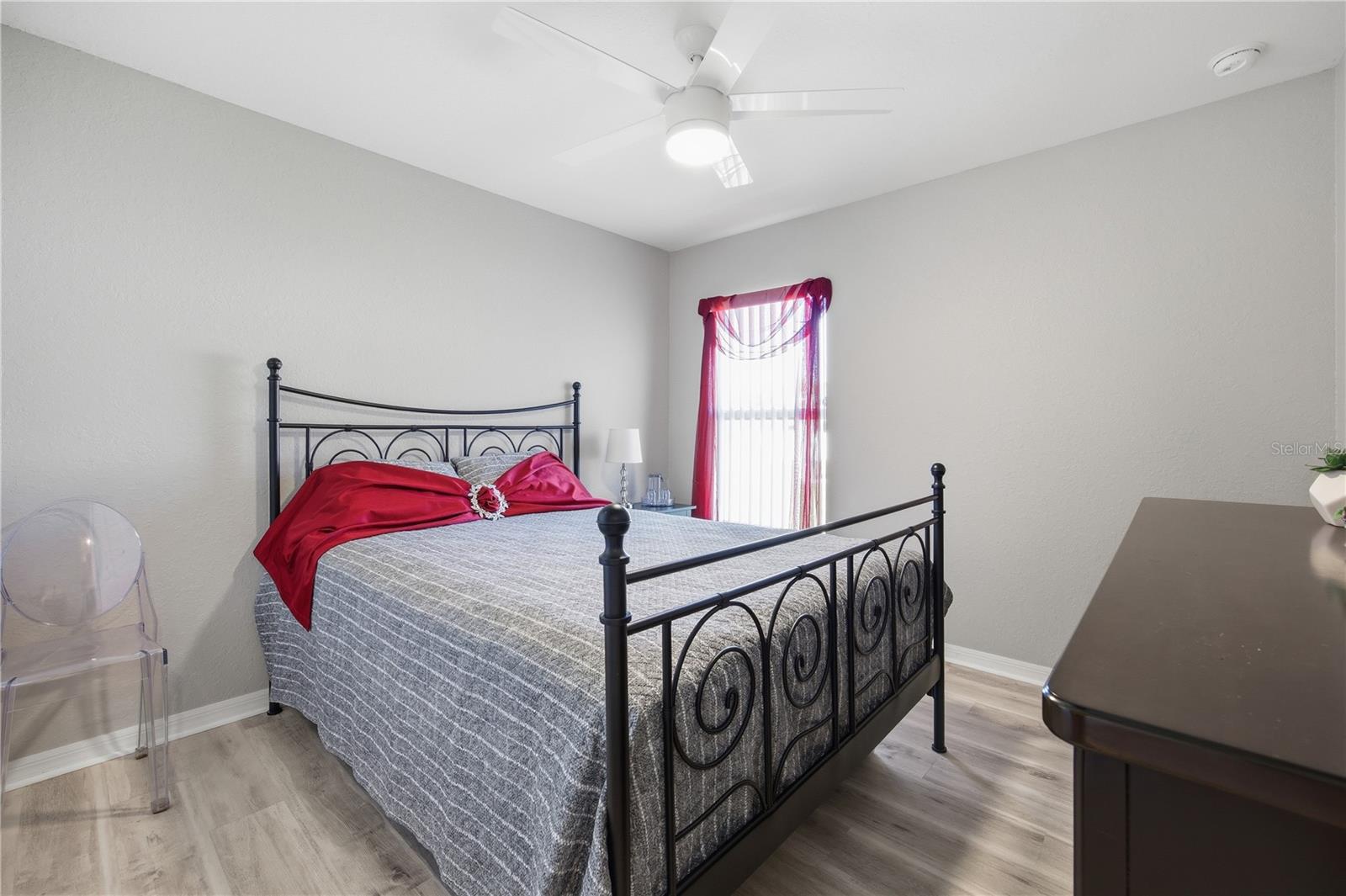 SUMMERCREST - Residential