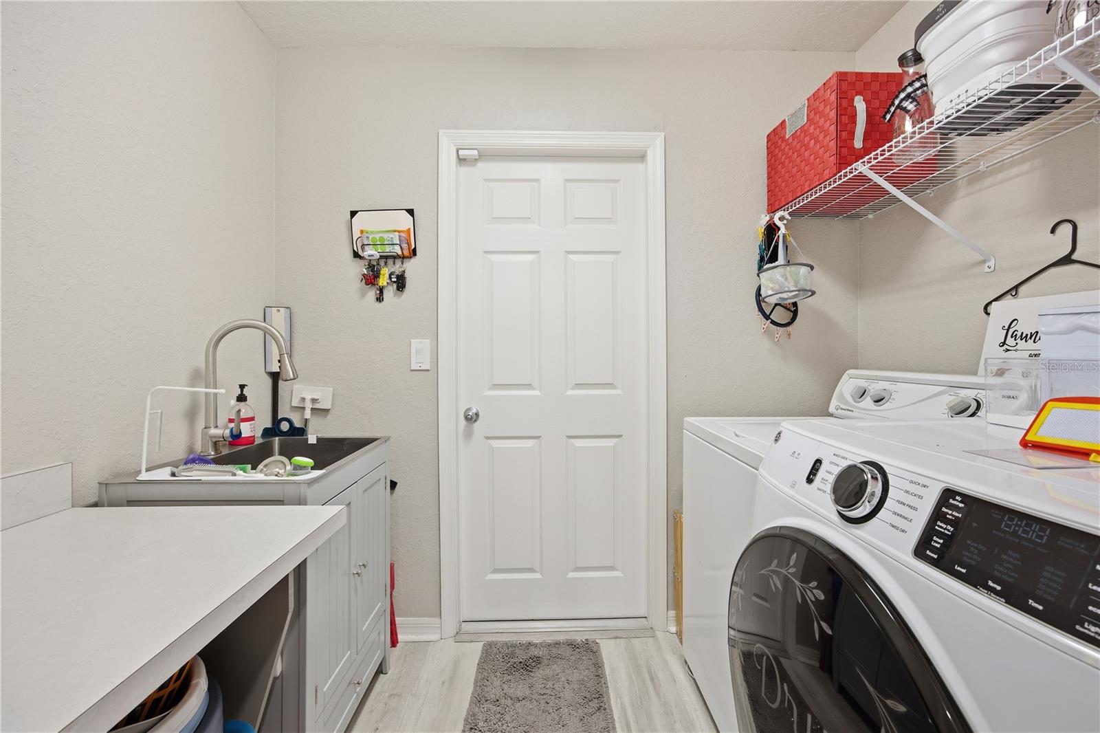 SUMMERCREST - Residential