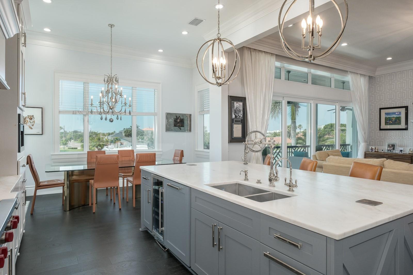 HOWARD ESTATES - Residential