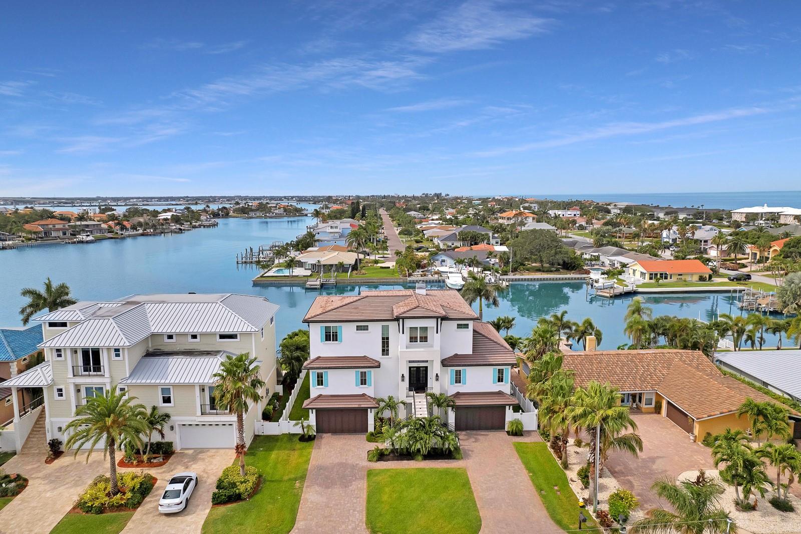 HOWARD ESTATES - Residential