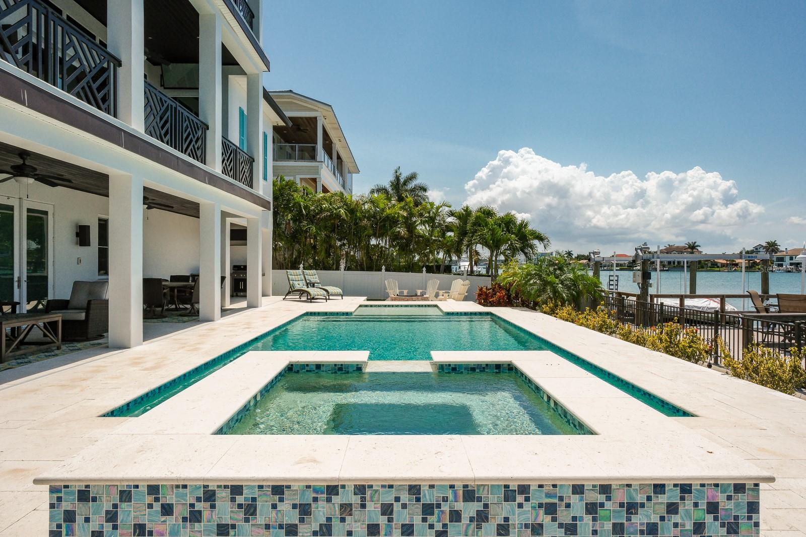 HOWARD ESTATES - Residential