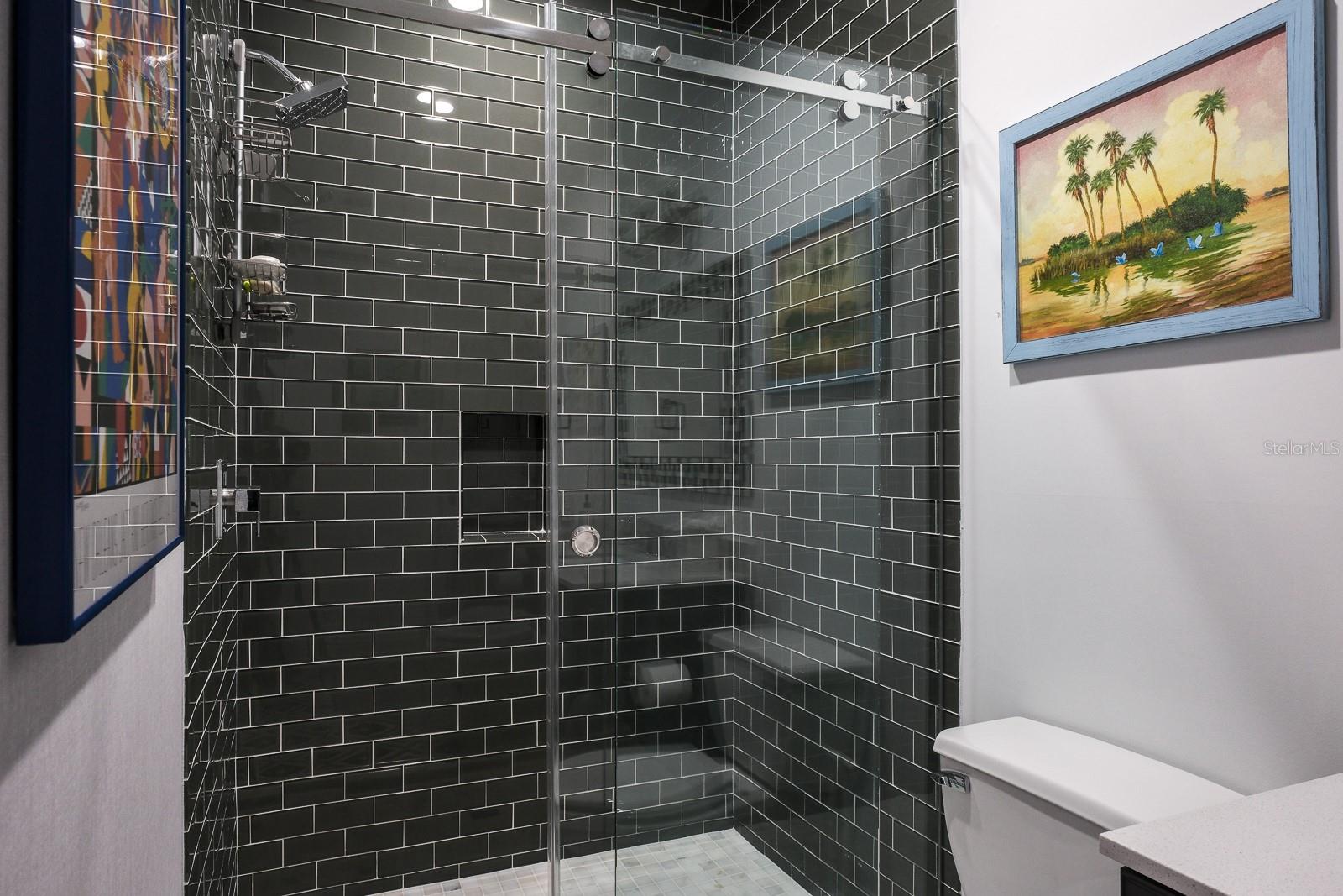 HOWARD ESTATES - Residential