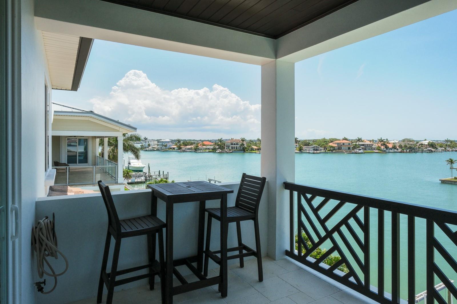 HOWARD ESTATES - Residential