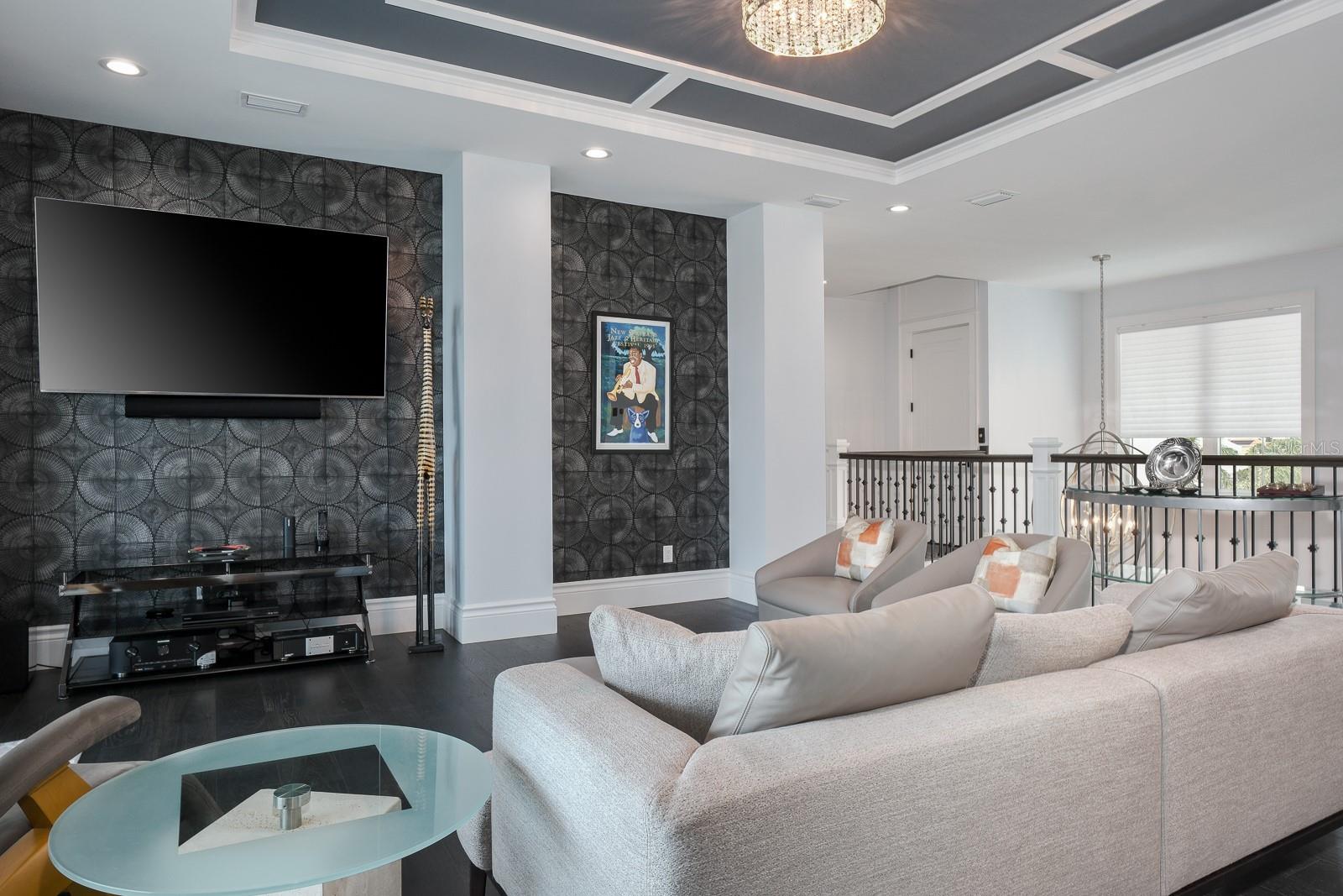 HOWARD ESTATES - Residential