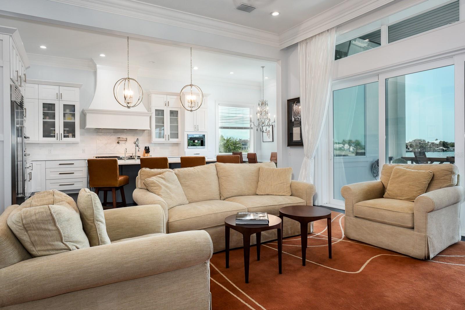 HOWARD ESTATES - Residential