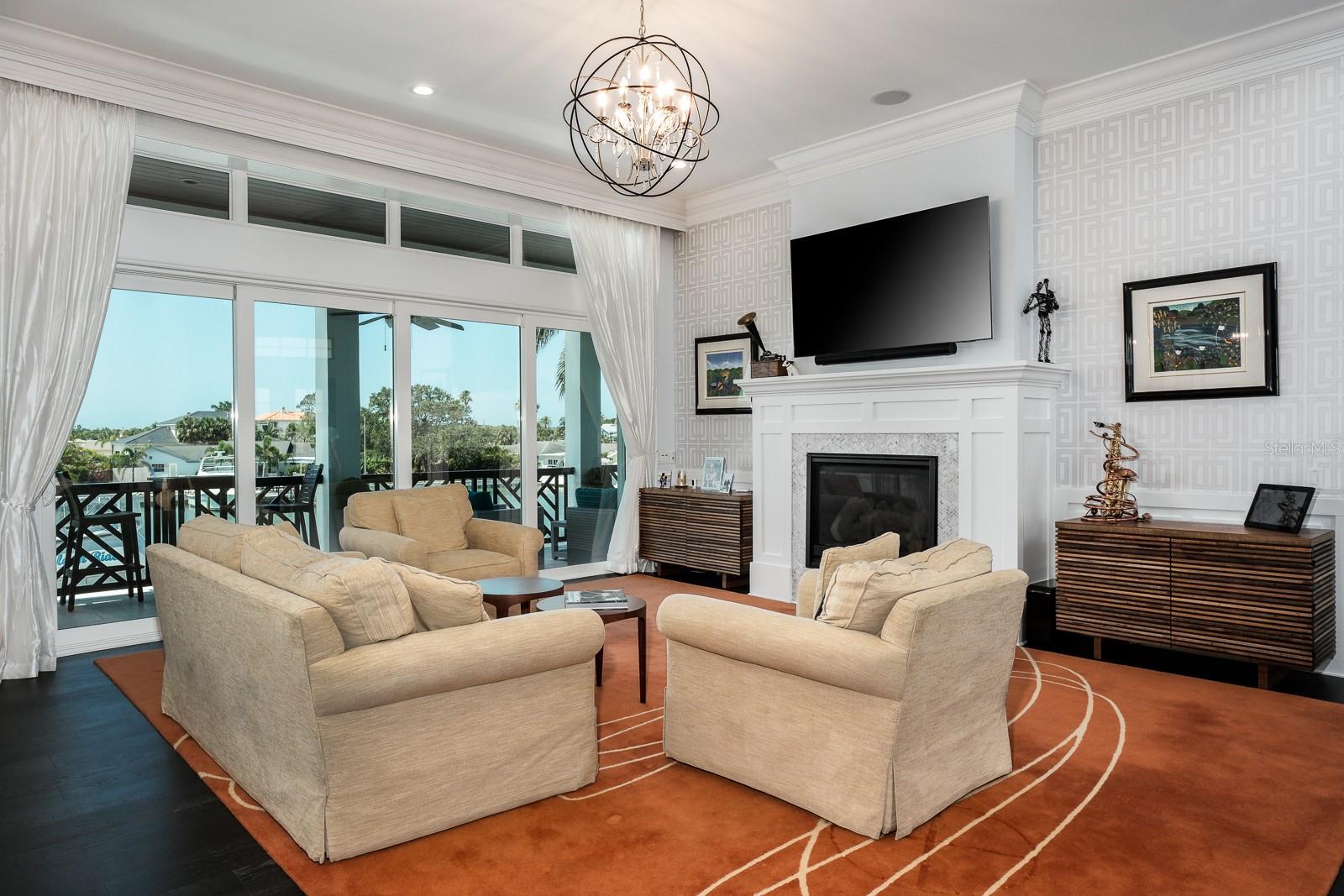 HOWARD ESTATES - Residential