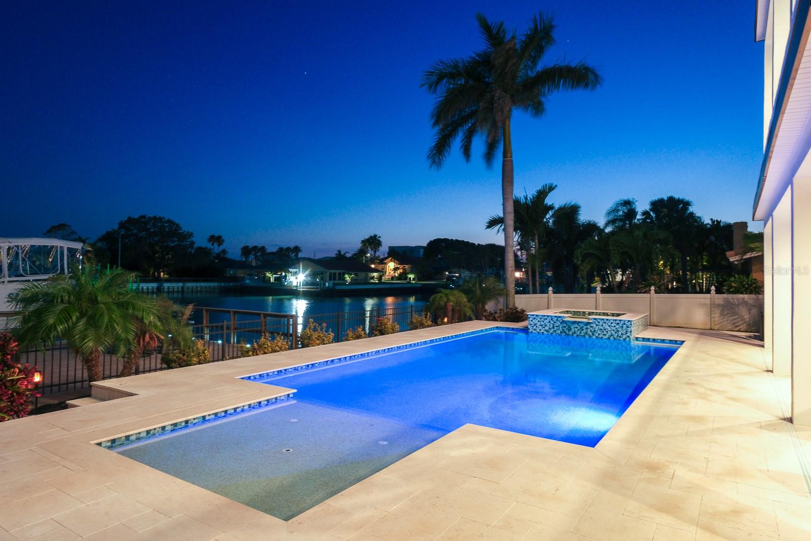 HOWARD ESTATES - Residential