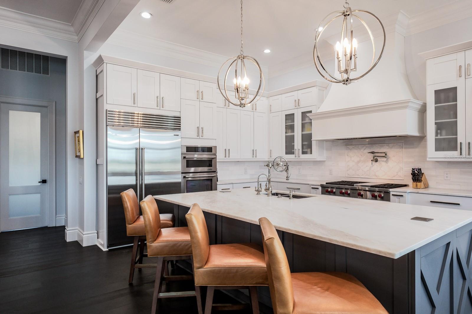 HOWARD ESTATES - Residential