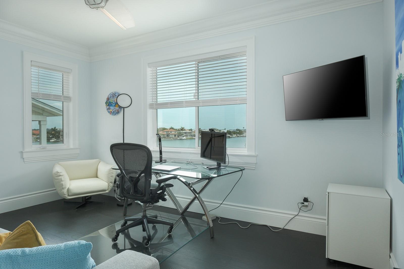 HOWARD ESTATES - Residential