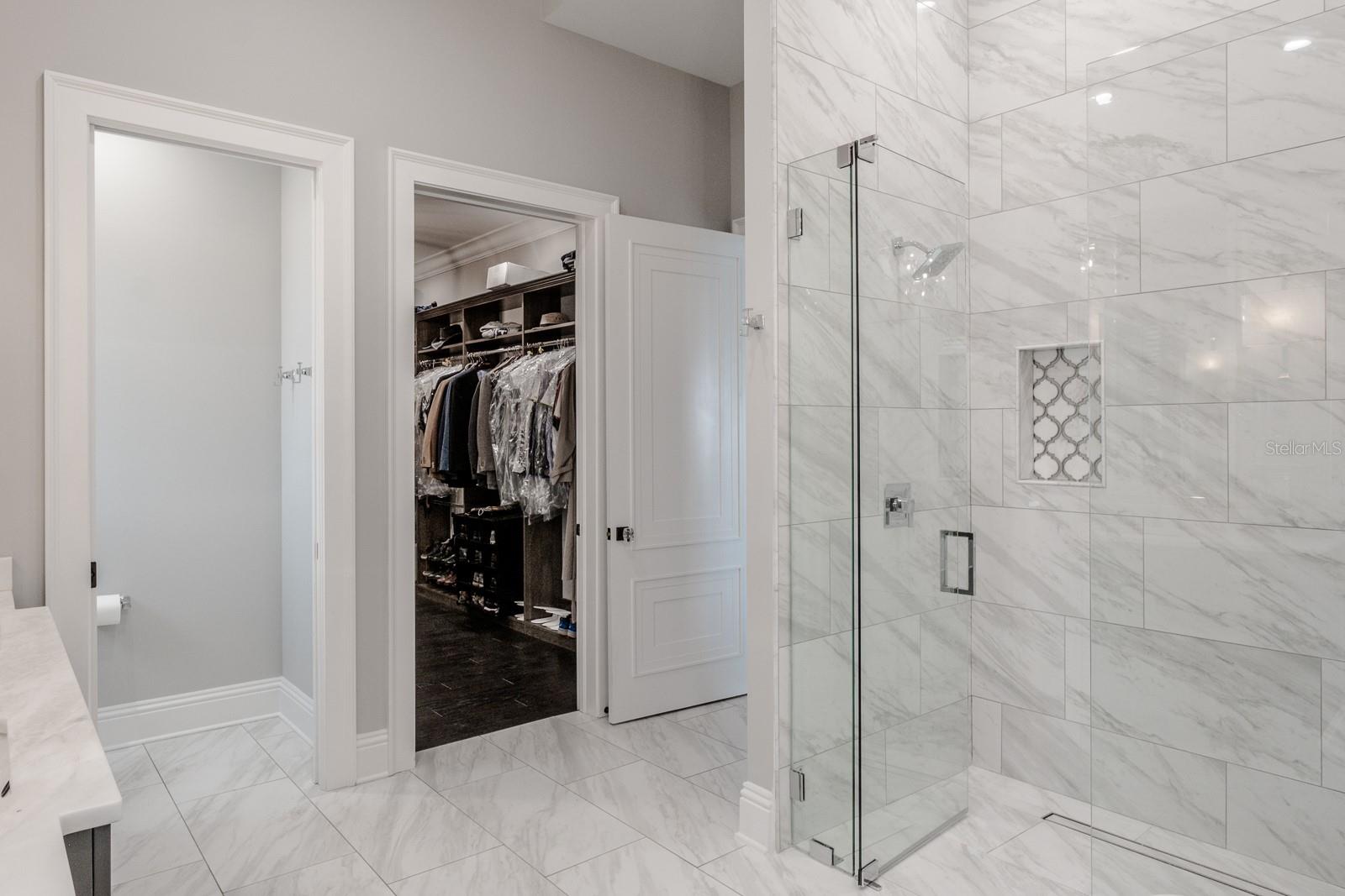 HOWARD ESTATES - Residential