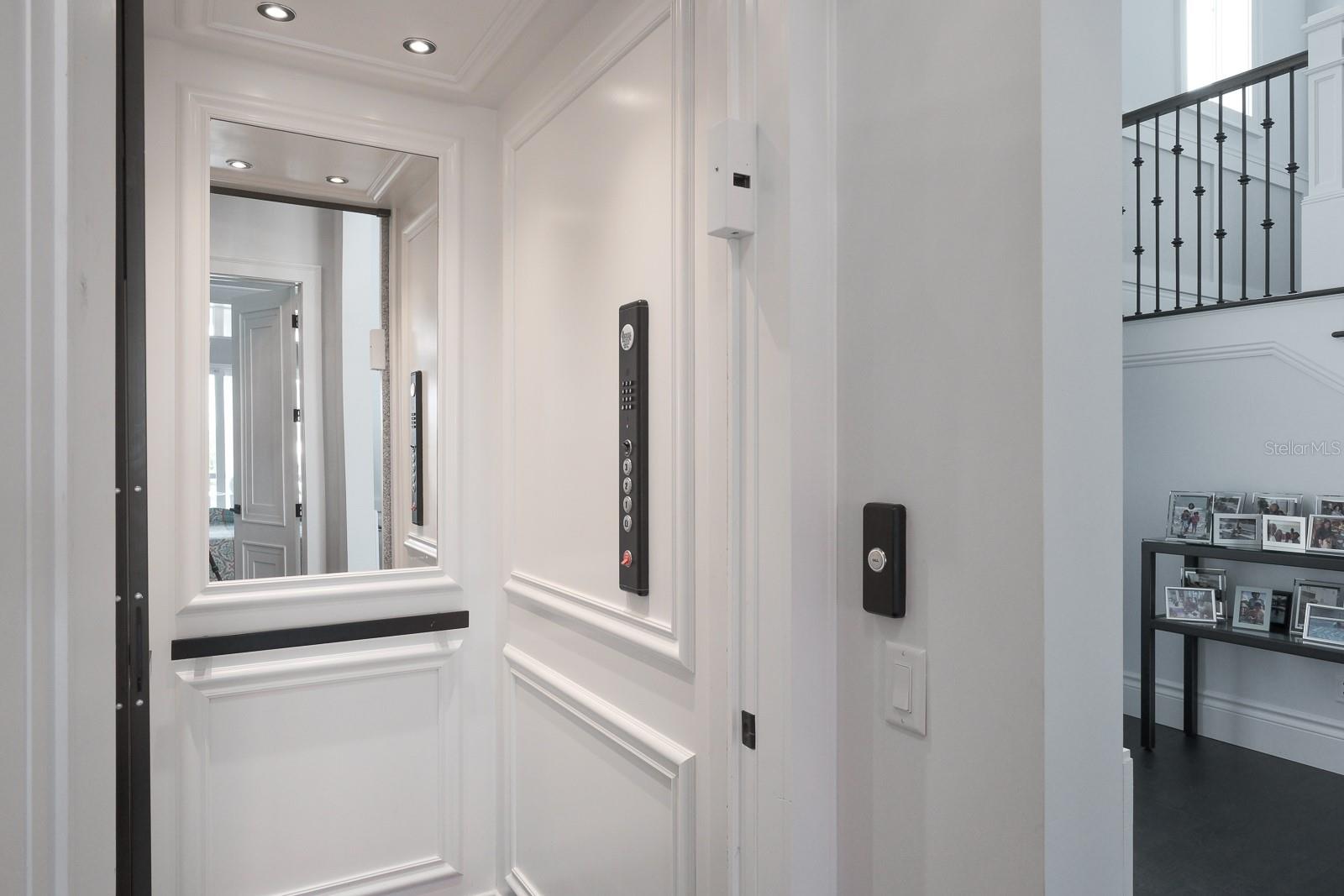 HOWARD ESTATES - Residential