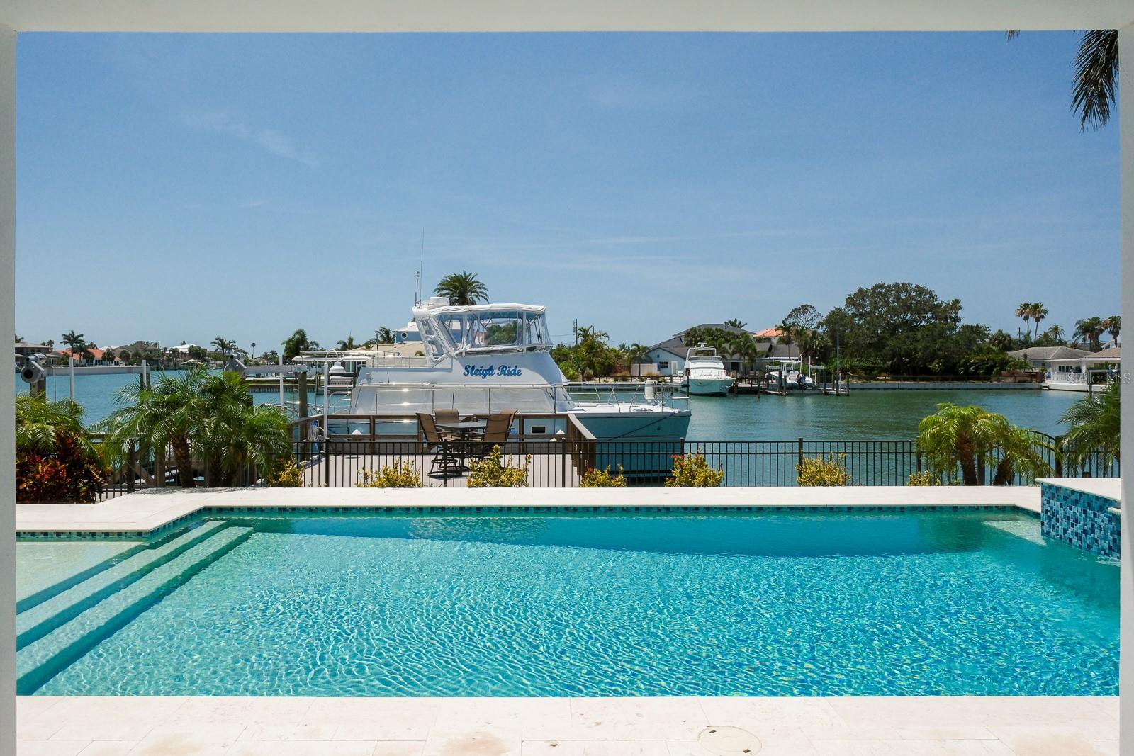 HOWARD ESTATES - Residential